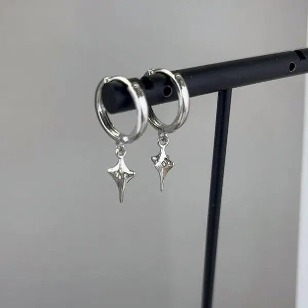 Other Star Dangle Drop Earrings for Men Women Size ONE SIZE - 1 Thumbnail