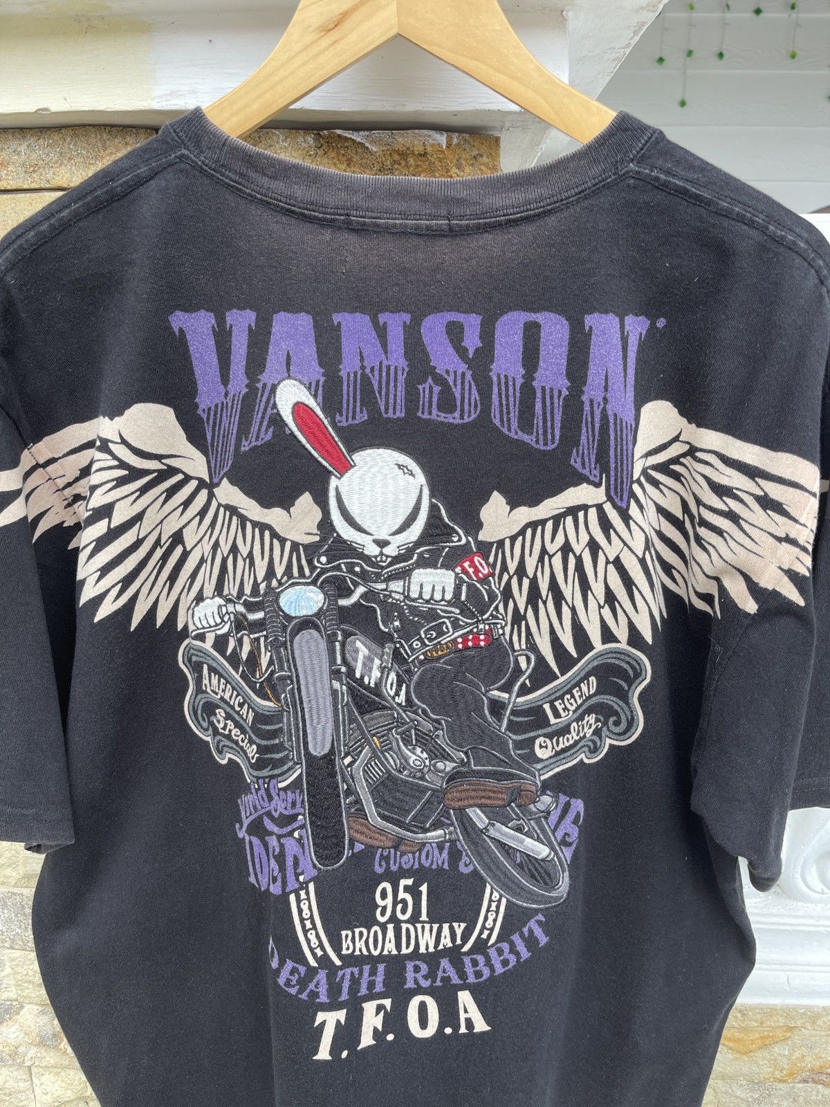 Japanese Brand Rare🔥 VANSON Leather Death Rabbit TFOA Embroidered Tee Size US XL / EU 56 / 4 - 5 Thumbnail
