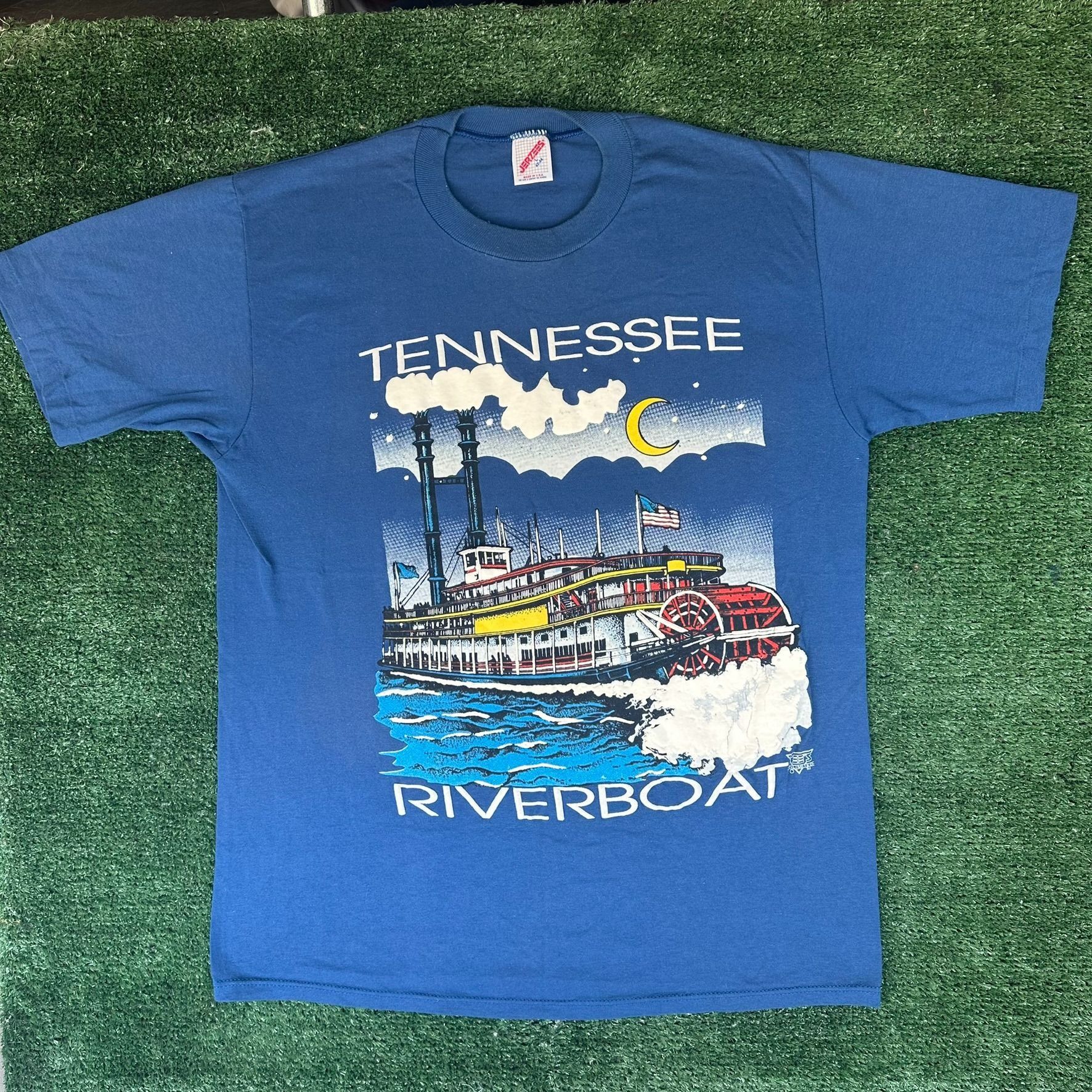 Jerzees Vintage 90s Tennessee Riverboat Souvenir T-Shirt Puff Print Size US L / EU 52-54 / 3 - 1 Thumbnail