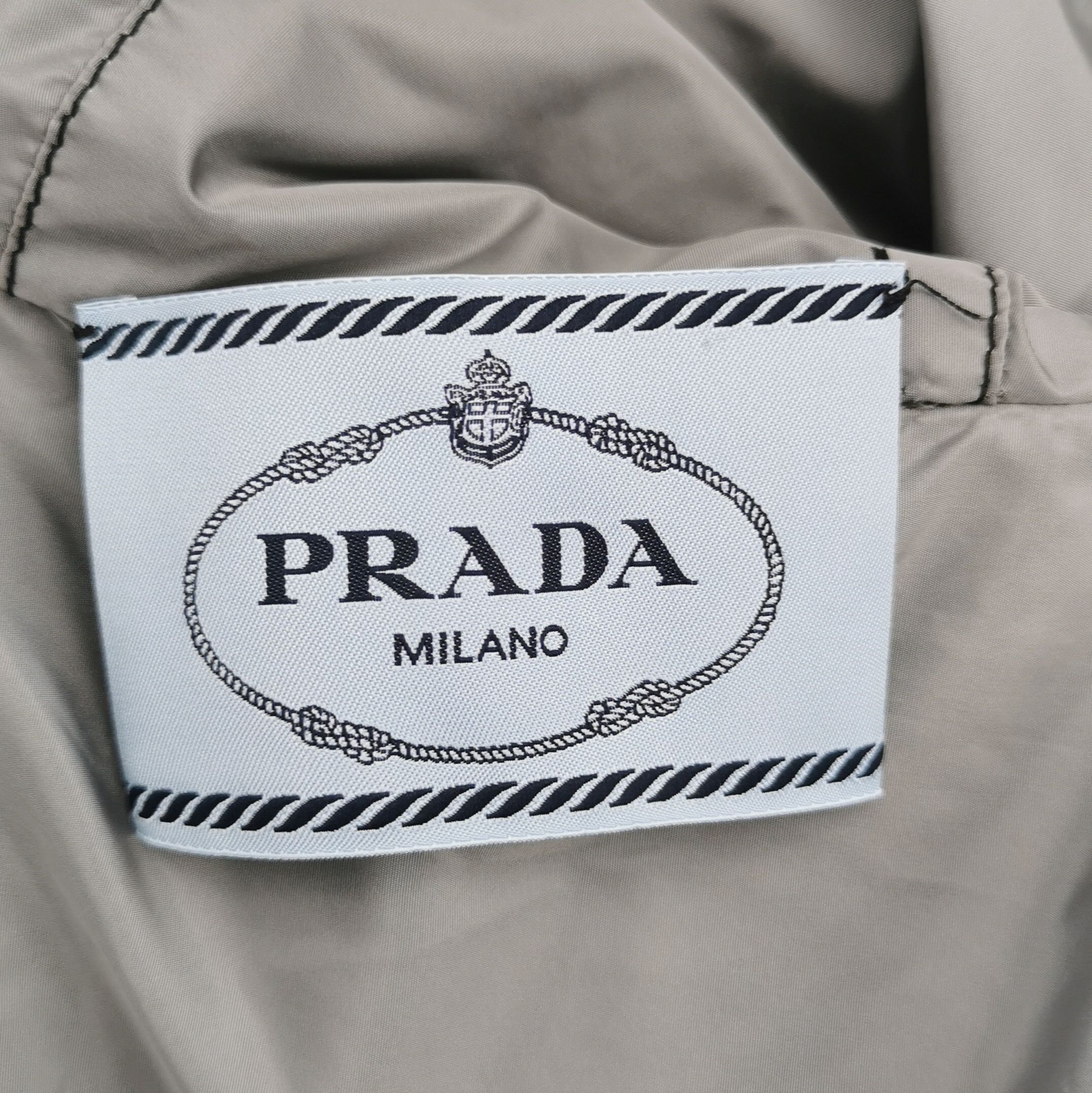 Prada Prada Hooded Triangle Logo Cape Poncho . Size M / US 6-8 / IT 42-44 - 4 Thumbnail