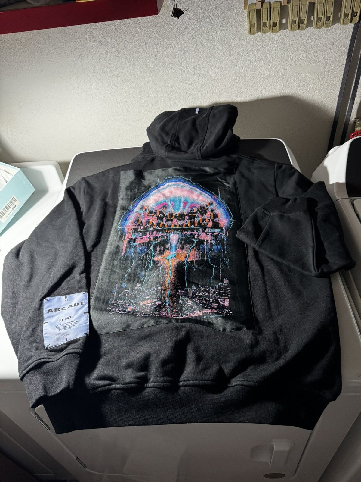 McQ Alexander McQueen MCQ Alexander McQueen Relaxed Hoodie Arcade Patch Dark Black Size US XL / EU 56 / 4 - 6 Thumbnail