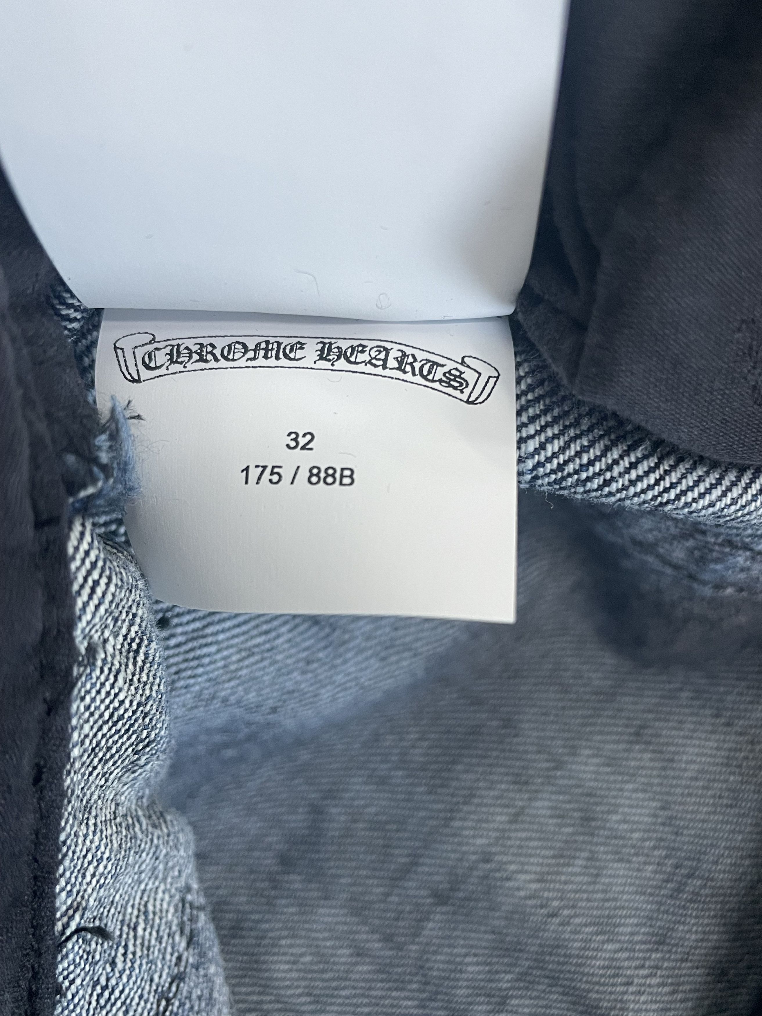 Chrome Hearts Chrome Hearts Black & White & Brown Patch Flame Knee Jeans Size US 32 / EU 48 - 21 Thumbnail