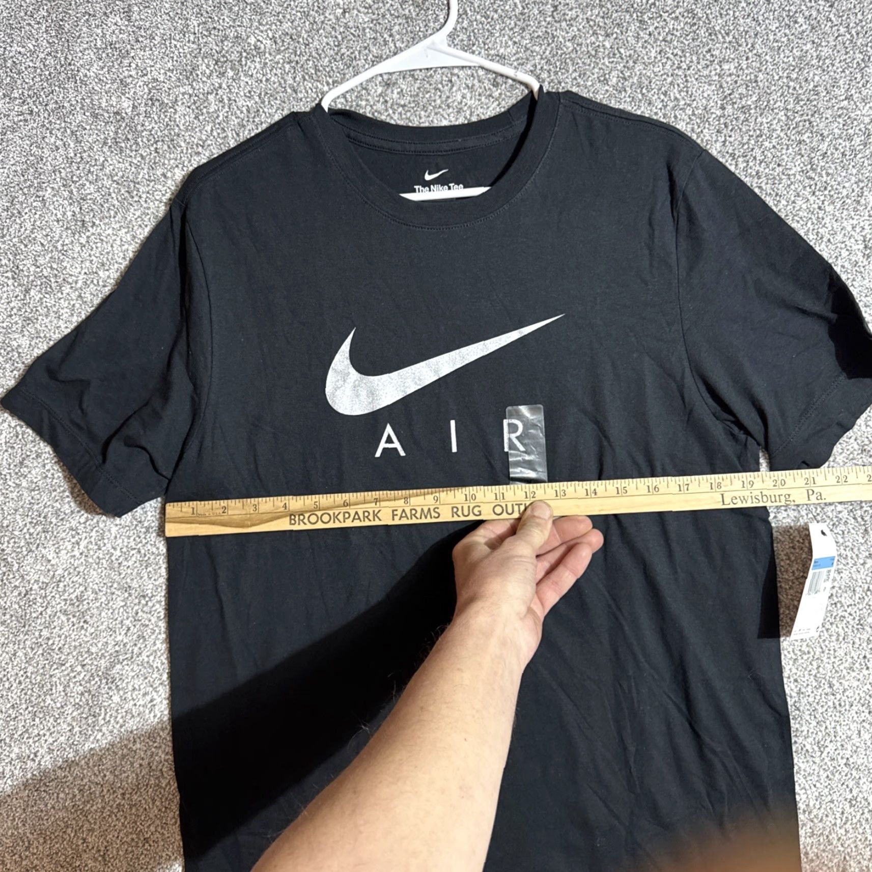 Nike Nike Air Tee Shirt Men Medium Streetwear Athletic Big Swoosh Graphic Skater Hype Size US M / EU 48-50 / 2 - 5 Thumbnail
