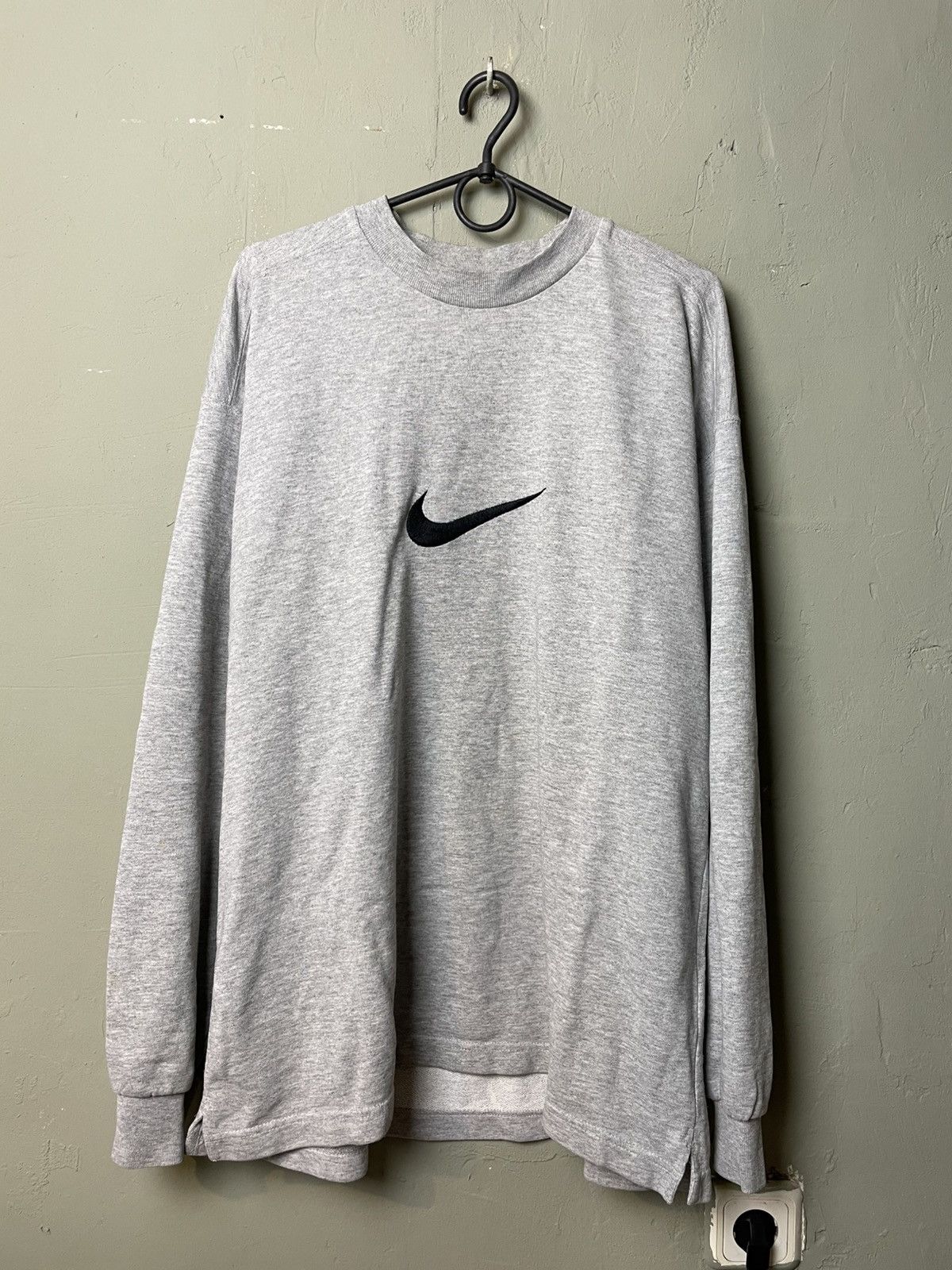 Nike Vintage Nike Mini Swoosh Long Sleeve Embroidered Logo Size US L / EU 52-54 / 3 - 1 Thumbnail