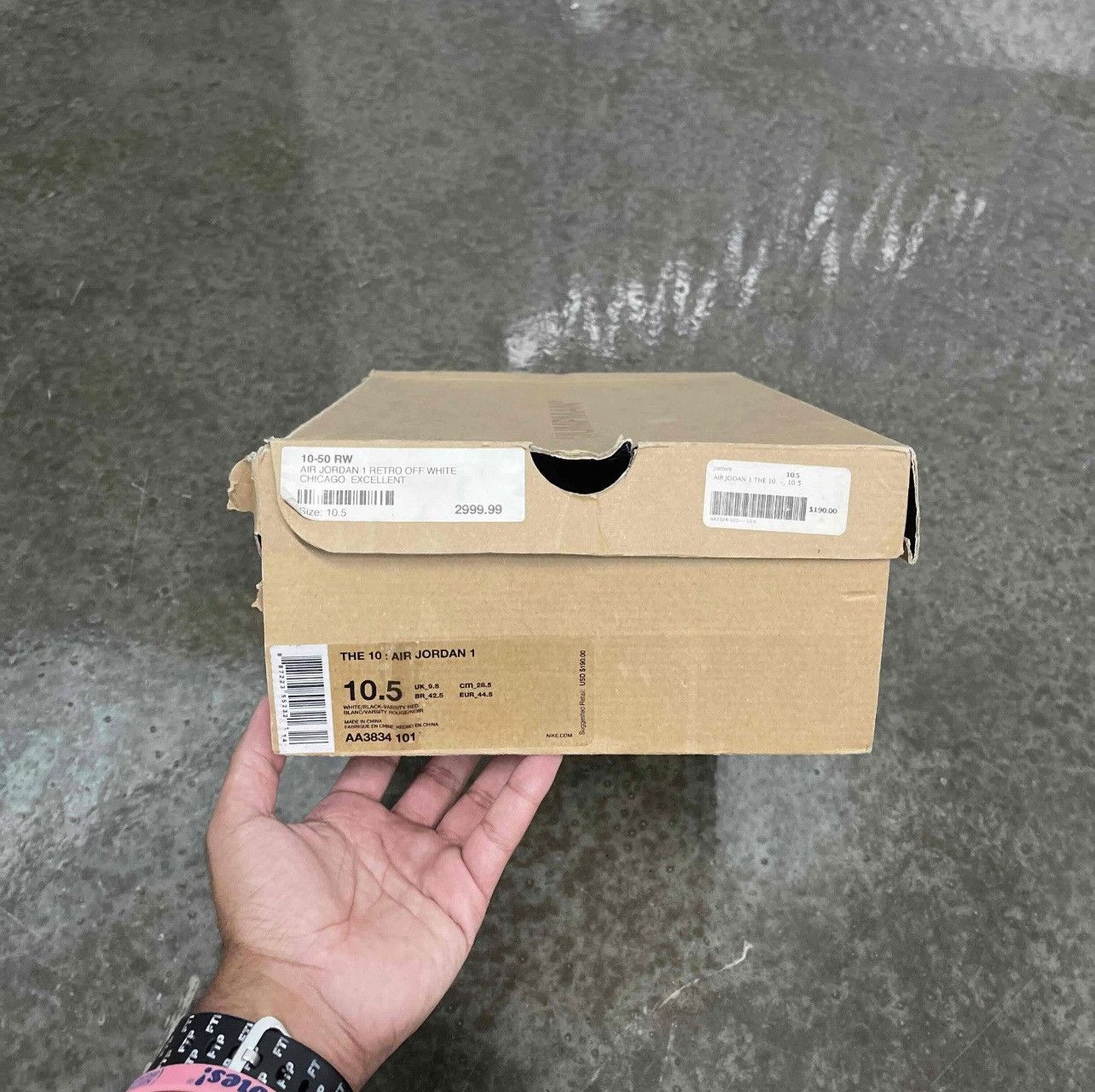 Jordan Brand × Off-White Off-White x Air Jordan 1 Retro High OG 'Chicago' Size US 10.5 / EU 43-44 - 8 Thumbnail