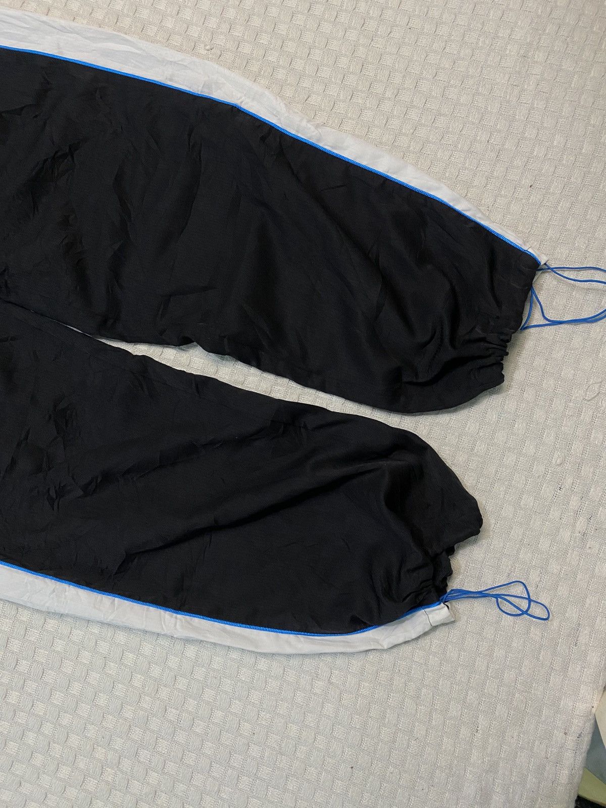 Carhartt Wip × Nike 💥VINTAGE NIKE SUPER BAGGY NYLON 90S WIDE LEG TRACK PANTS Y2K Size US 30 / EU 46 - 6 Thumbnail