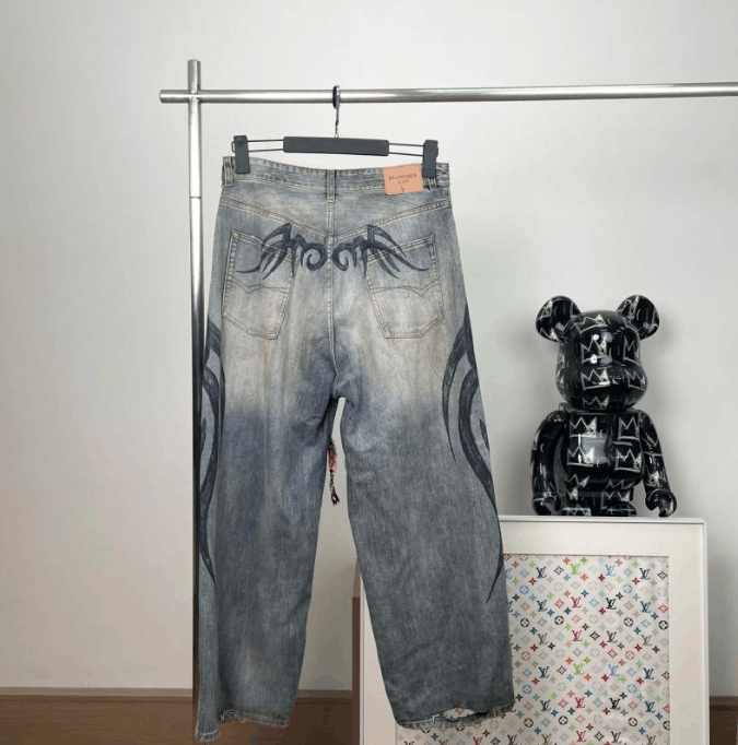 Balenciaga Balenciaga Oversized Jeans / Baggy Jeans S EU Size US 28 / EU 44 - 2 Thumbnail