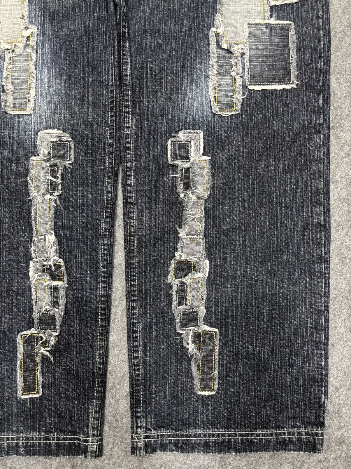 Japanese Brand 💥Baggy Patchwork💥Sick Rapper Pepe Patchwork Denim F687 Size US 35 - 9 Thumbnail