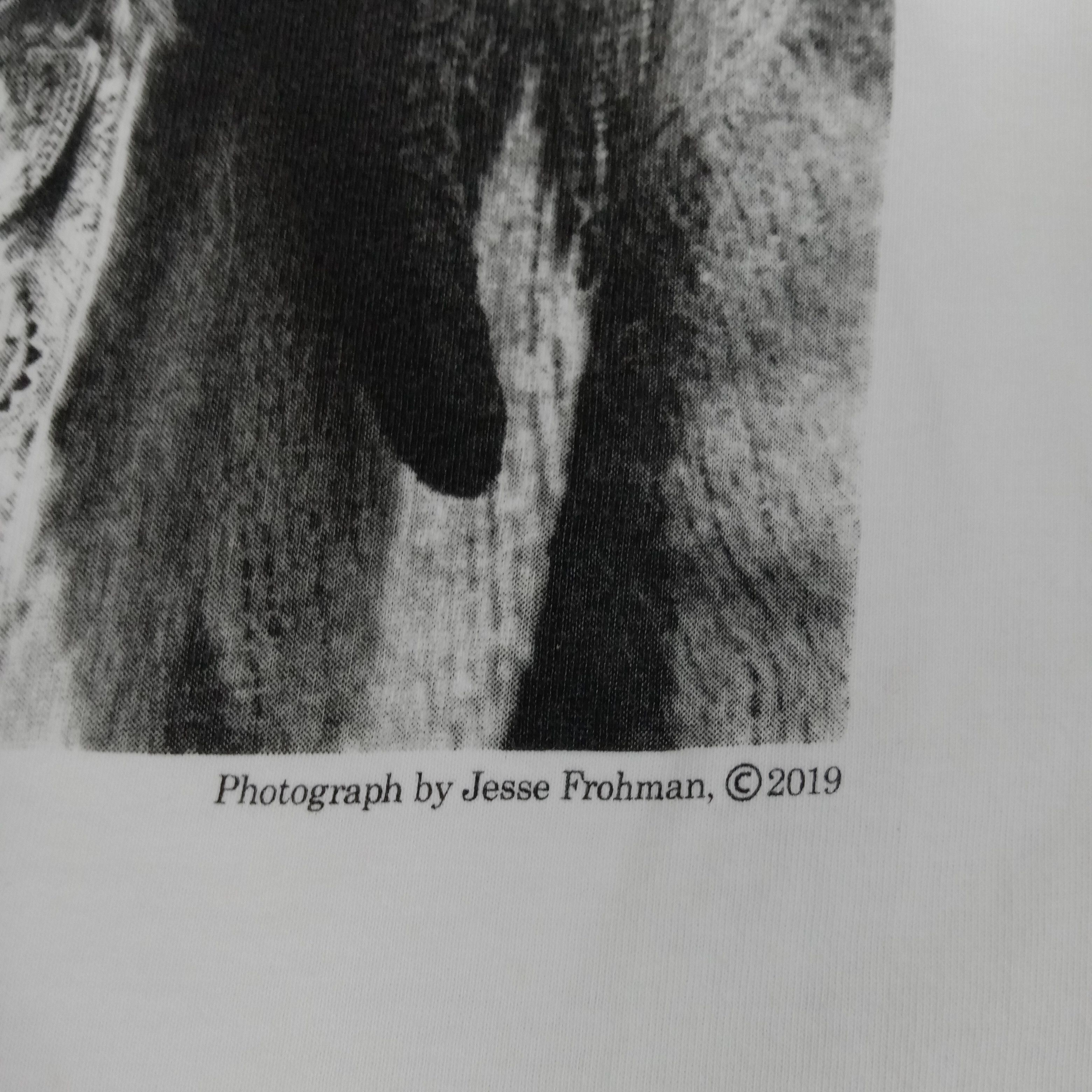 Vintage Kurt Cobain Photograph By Jesse Frohman Tshirt Size US L / EU 52-54 / 3 - 3 Thumbnail
