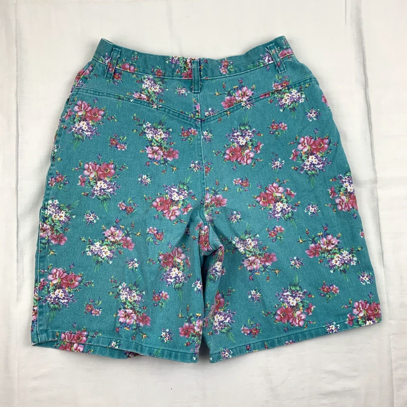 Essentials VINTAGE Essentials Sport Floral Jean Shorts Womens 8 Blue Denim Nature 90s Flower Jeans Womens 8 Mens? Size 30" / US 8 / IT 44 - 7 Thumbnail