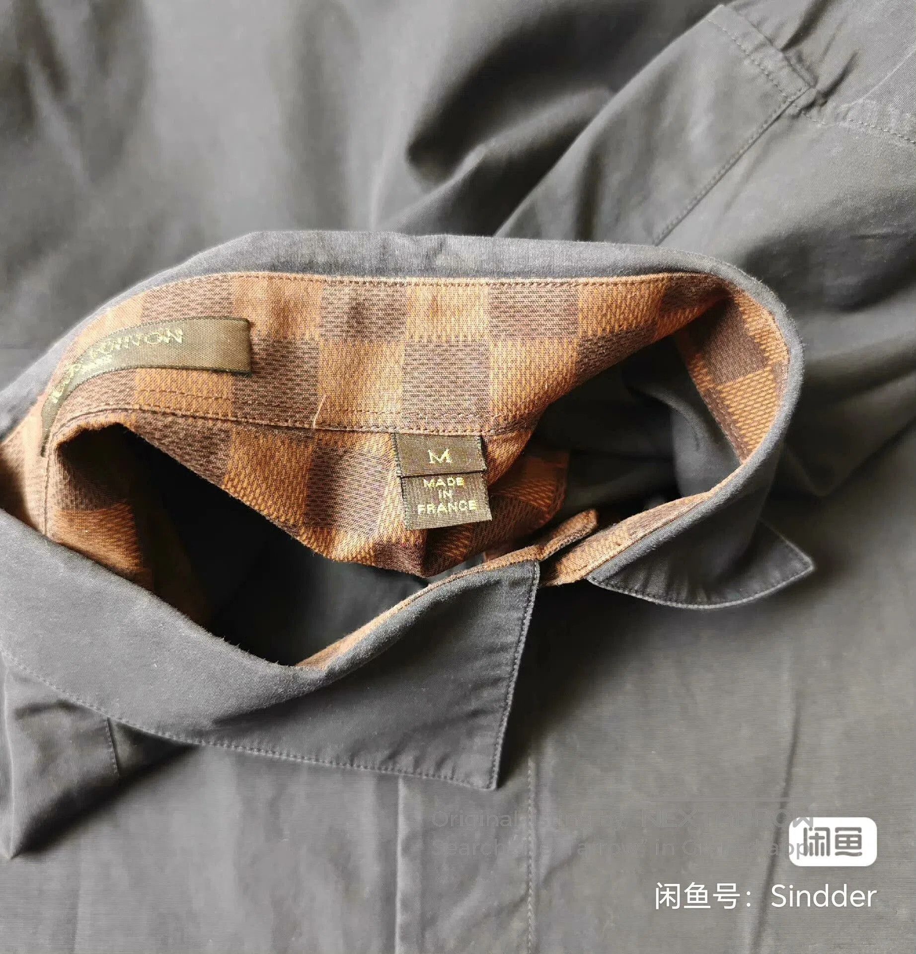 Louis Vuitton Louis Vuitton Men's Check Collar Shirt. Size US M / EU 48-50 / 2 - 7 Thumbnail