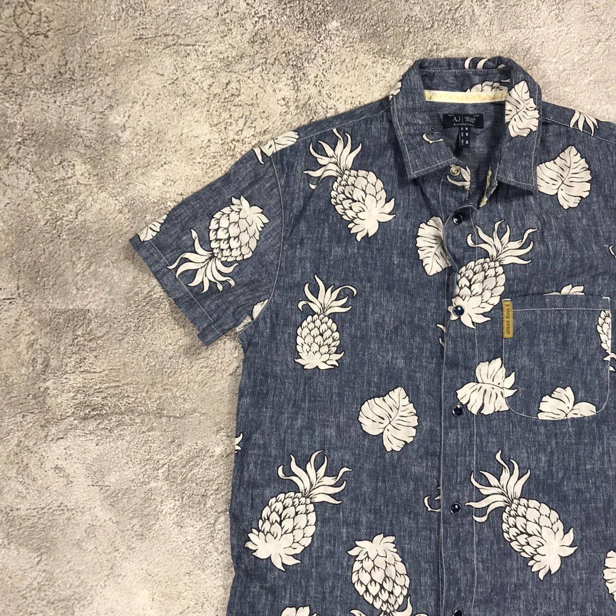 Vintage Vintage Armani Jeans Pineapple All Over Print Shirt Y2K M Size US M / EU 48-50 / 2 - 4 Thumbnail