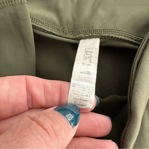 Vuori Vuori Olive Green Women's Active Leggings Size 34" / US 12 / IT 48 - 7 Thumbnail