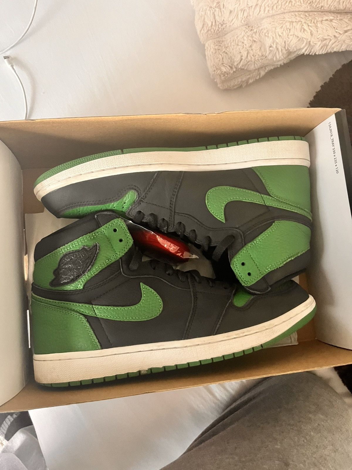 Jordan Brand JORDAN 1 PINE GREEN MENS Size US 10 / EU 43 - 3 Thumbnail
