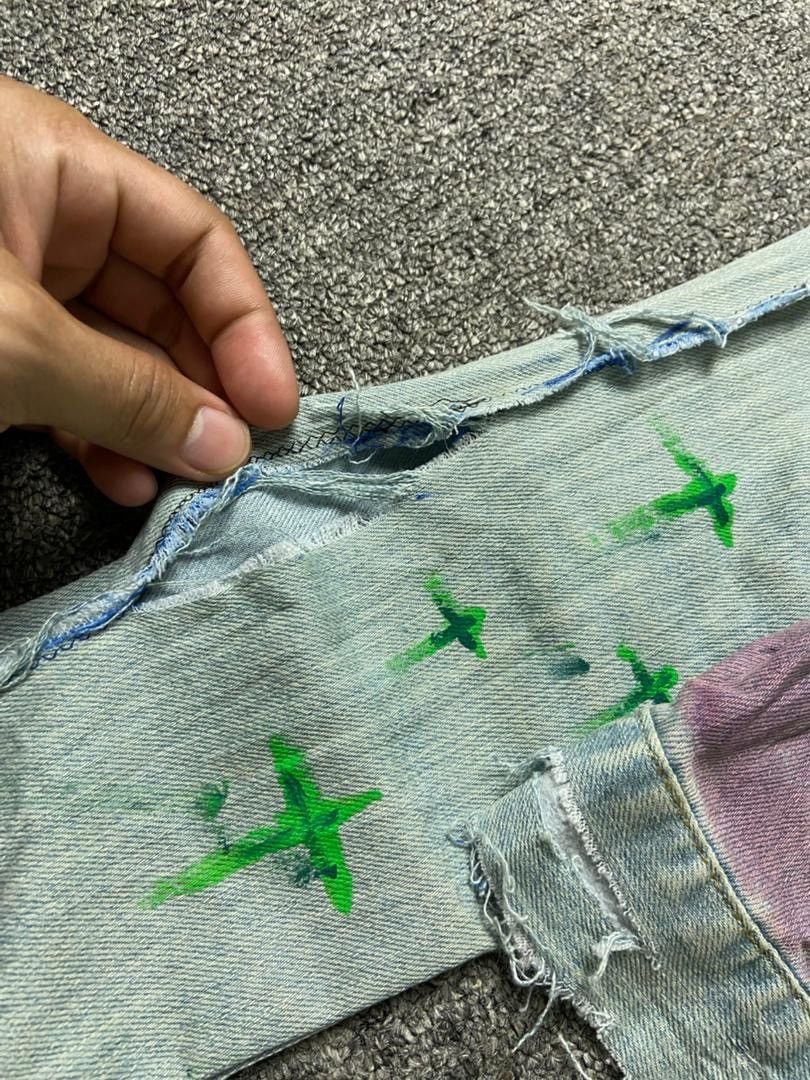 Japanese Brand Uniqlo Customized Distressed Denim Jacket (180) Size S / US 4 / IT 40 - 8 Thumbnail