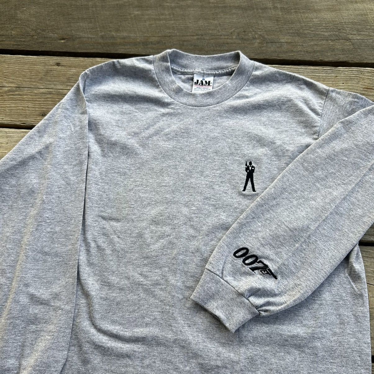 Vintage Vintage 90s 007 Tomorrow Never Dies Long Sleeve T Shirt Size US L / EU 52-54 / 3 - 8 Thumbnail