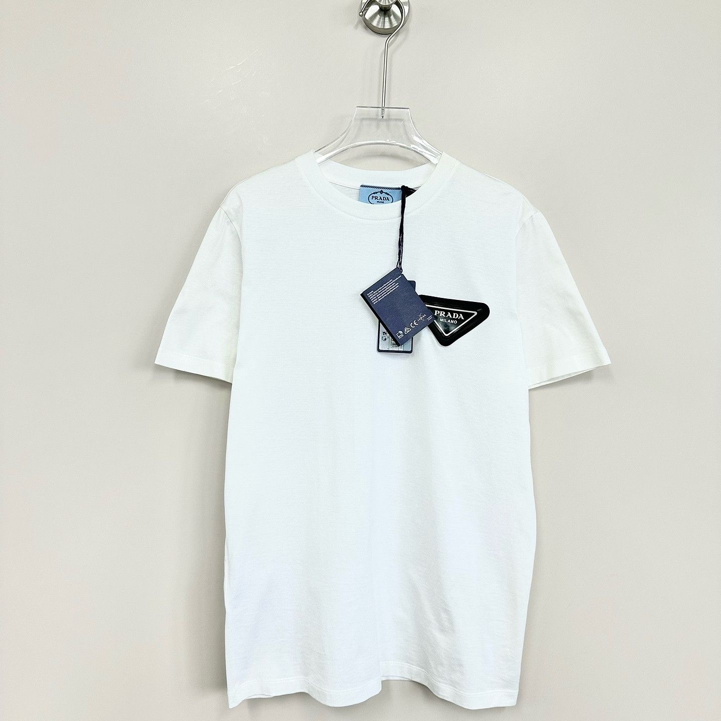 Prada Prada Logo Patch Short Sleeve T-Shirt Size XS Size XS / US 0-2 / IT 36-38 - 1 Thumbnail