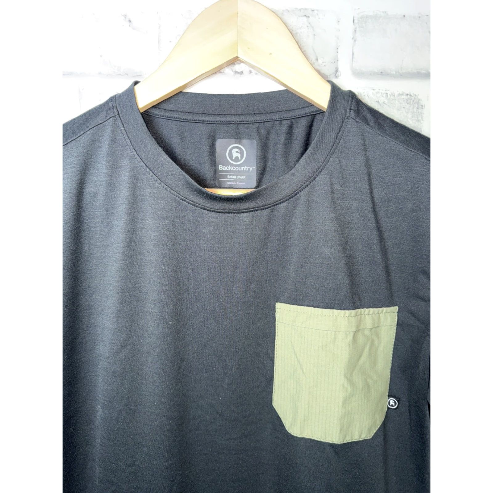Vintage Backcountry The Goat Pocket T-Shirt Men's Grey Sz S Size US S / EU 44-46 / 1 - 2 Thumbnail