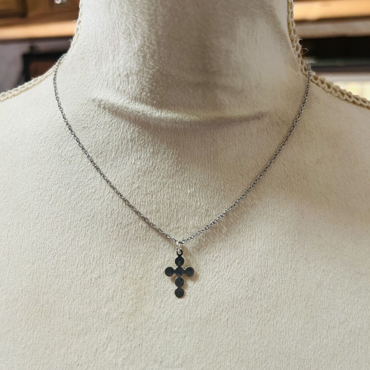 Handmade Handcrafted vintage delicate silver cross pendant necklace Size ONE SIZE - 2 Thumbnail