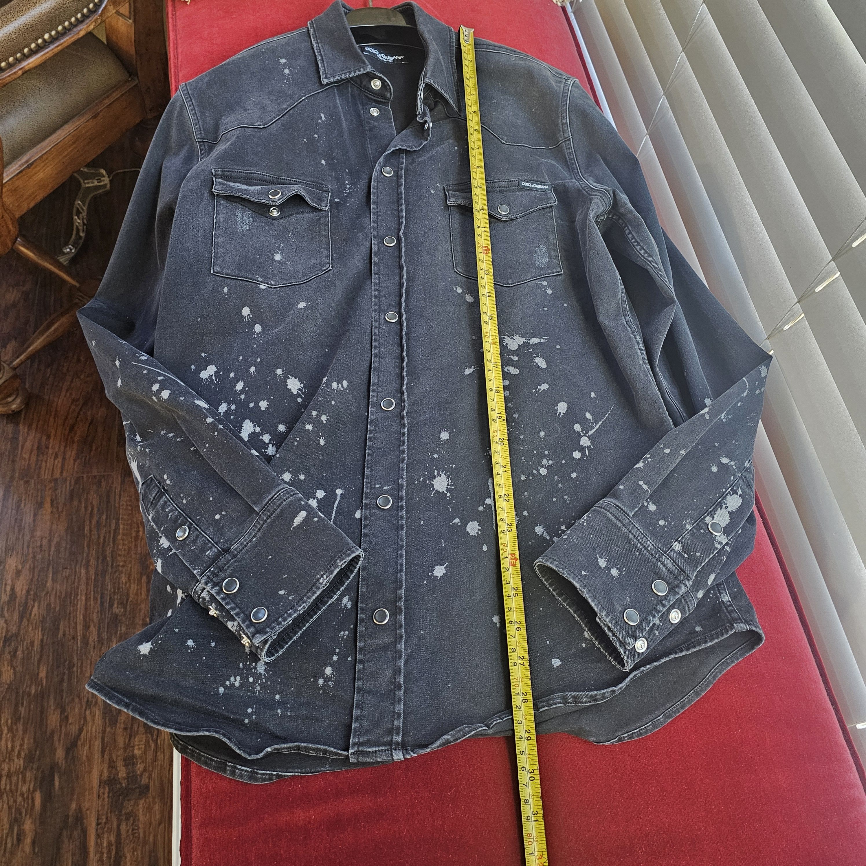 Dolce & Gabbana Dolce & Gabanna Charcoal Distressed Denim Shirt Size 42/L Size US L / EU 52-54 / 3 - 9 Thumbnail