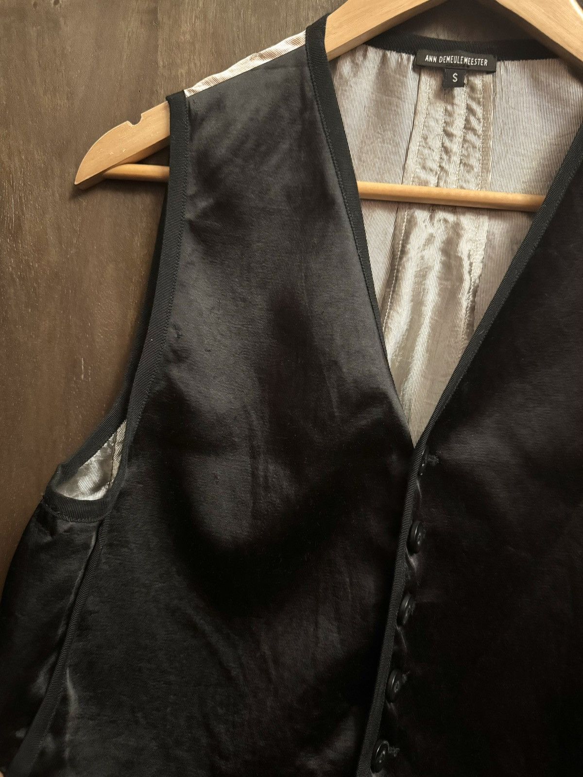Ann Demeulemeester ann demeulemeester black satin short jacket vest S men Size US S / EU 44-46 / 1 - 7 Thumbnail