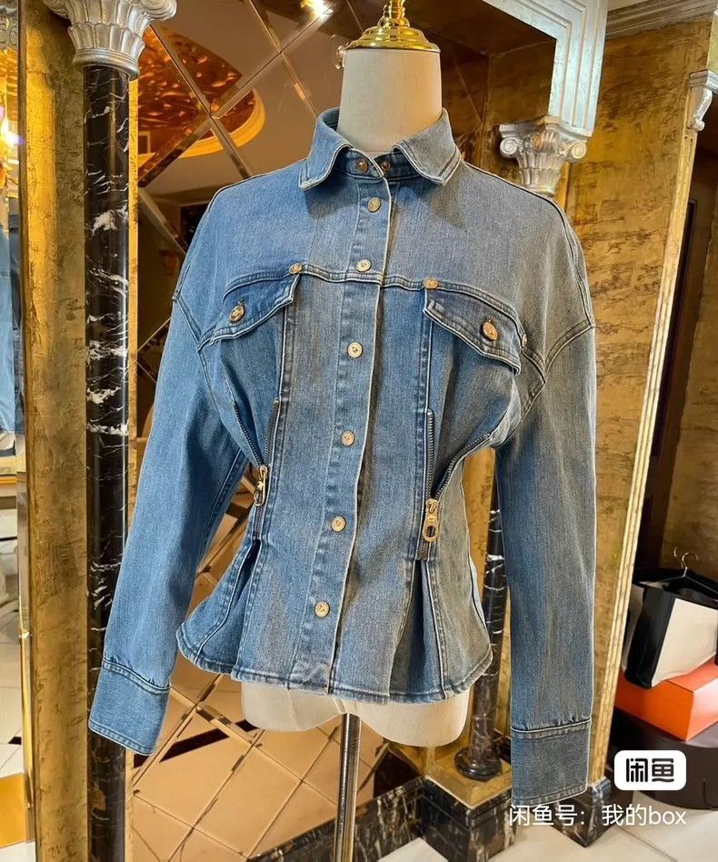 Versace Versace Three-dimensional pinched waist denim jacket Size XS / US 0-2 / IT 36-38 - 2 Thumbnail