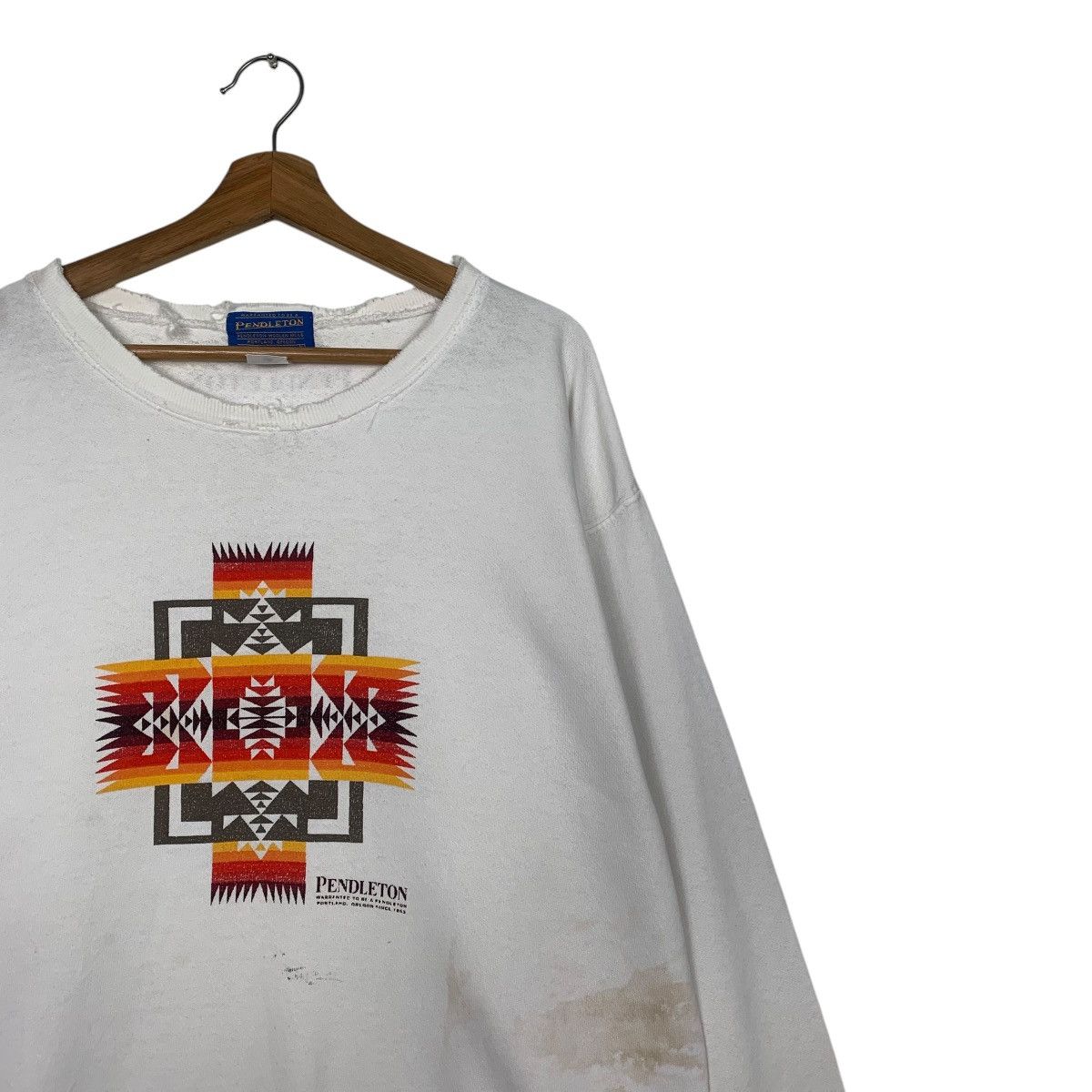 Pendleton Vintage Pendleton Big Logo Distressed Sweatshirt Size US L / EU 52-54 / 3 - 5 Thumbnail