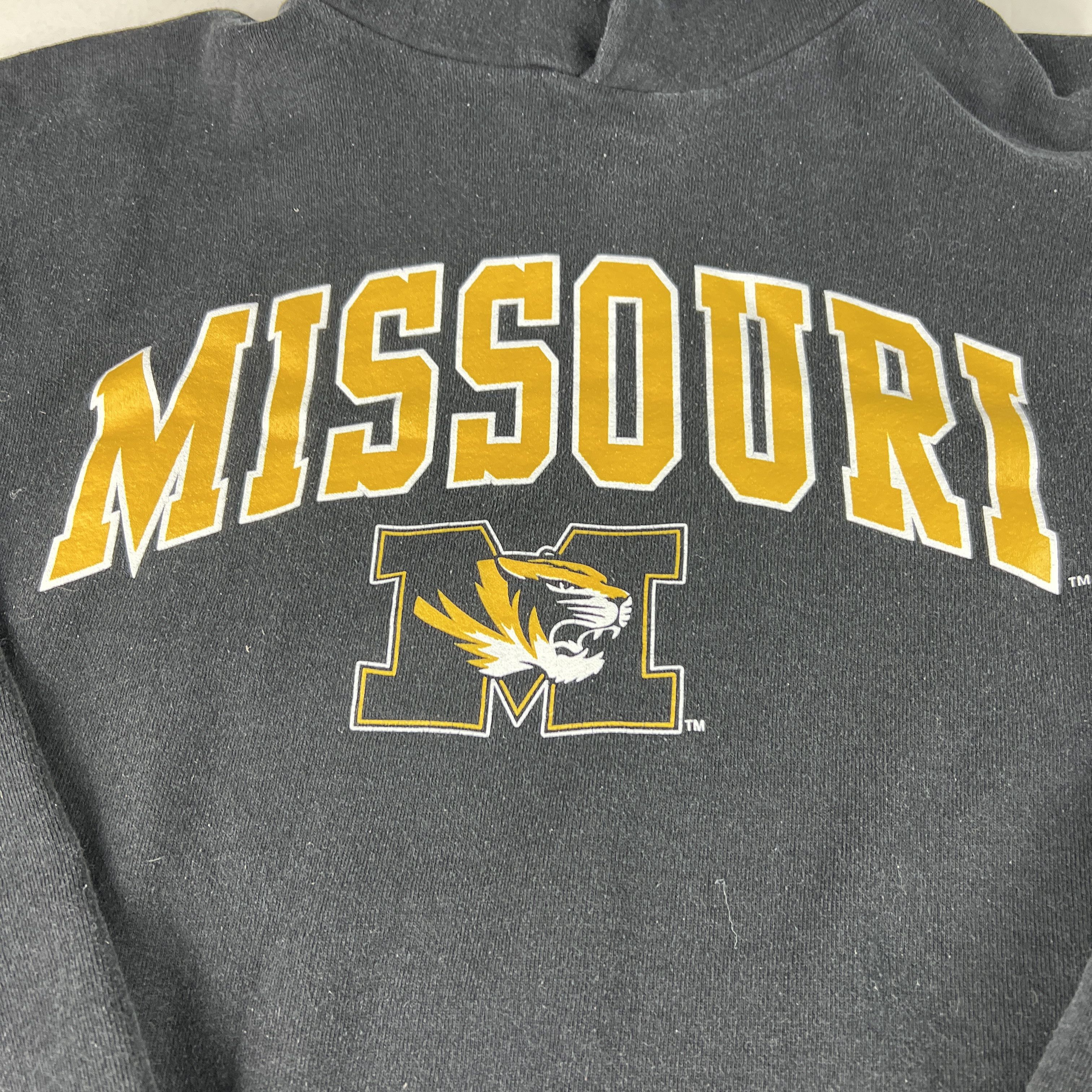 NCAA × Russell Athletic Y2K Russell Missouri Tigers Sweatshirt Faded Logo Hoodie Size US XXL / EU 58 / 5 - 3 Thumbnail