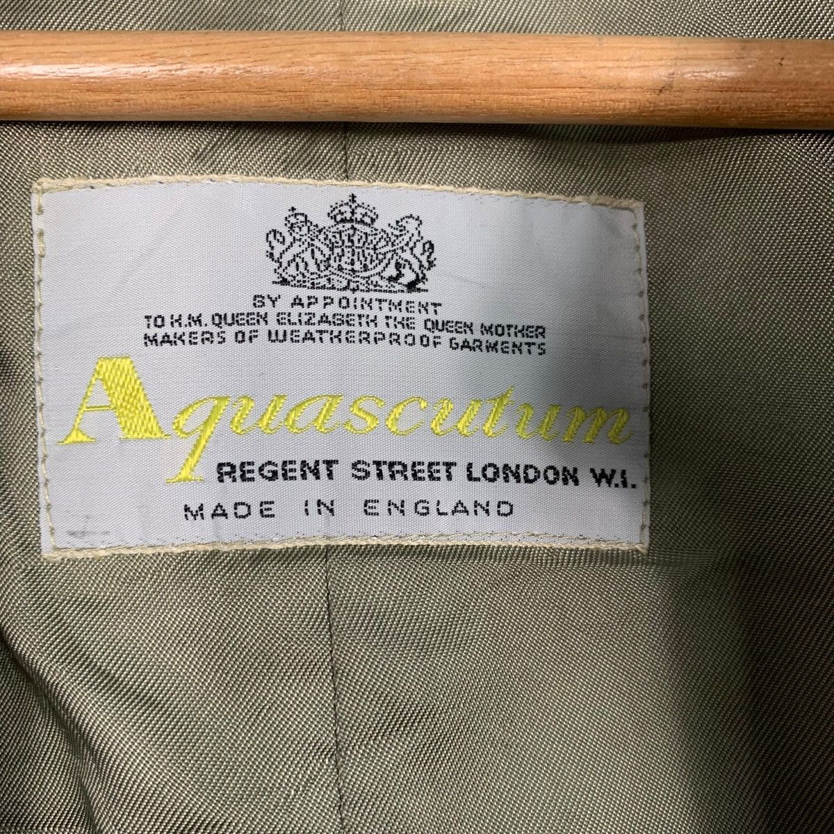 Aquascutum Vintage Aquascutum Double Breasted Trench Coat Size US M / EU 48-50 / 2 - 16 Thumbnail