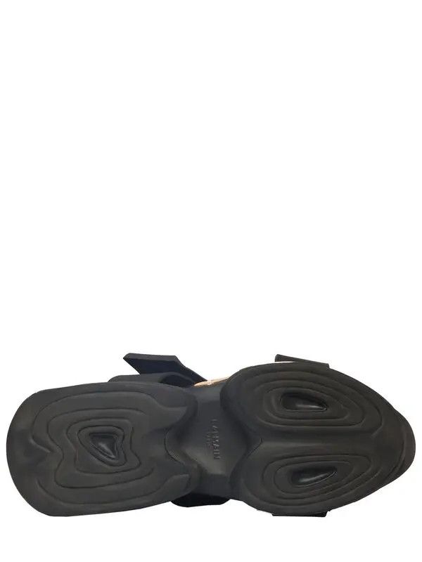 o1w1db10624 Sneakers in Black