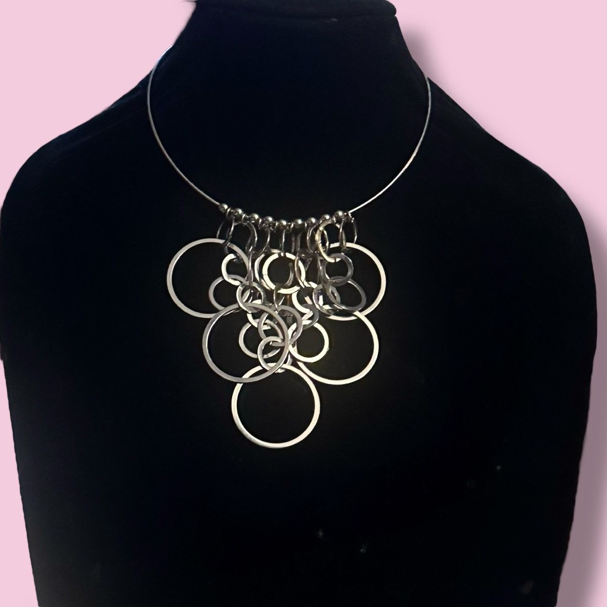 Other Cookie Lee silver tone interlocking circles bib necklace Size ONE SIZE - 1 Thumbnail