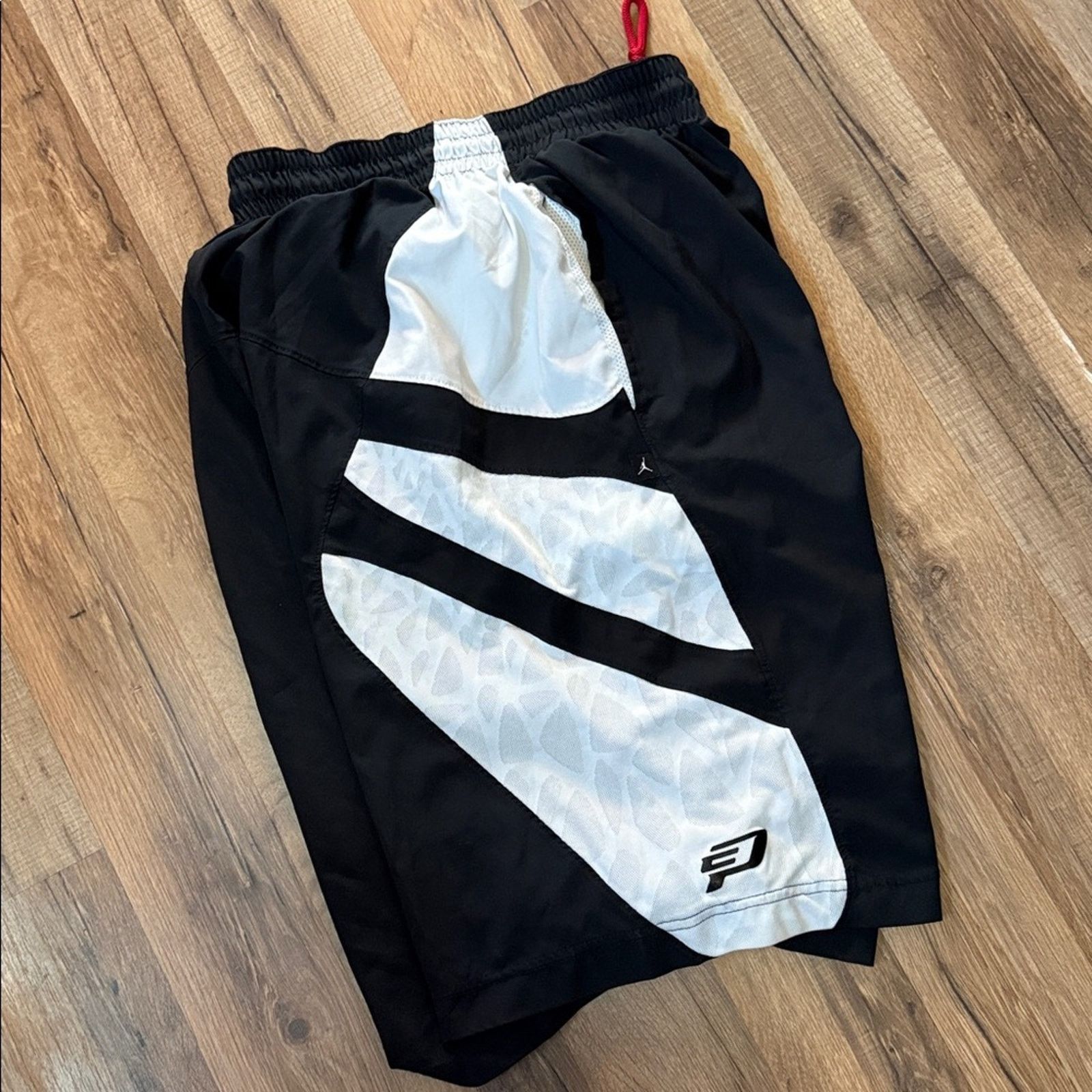 Jordan Brand Jordan Chris Paul Dri-Fit Shorts Size US 27 - 3 Thumbnail