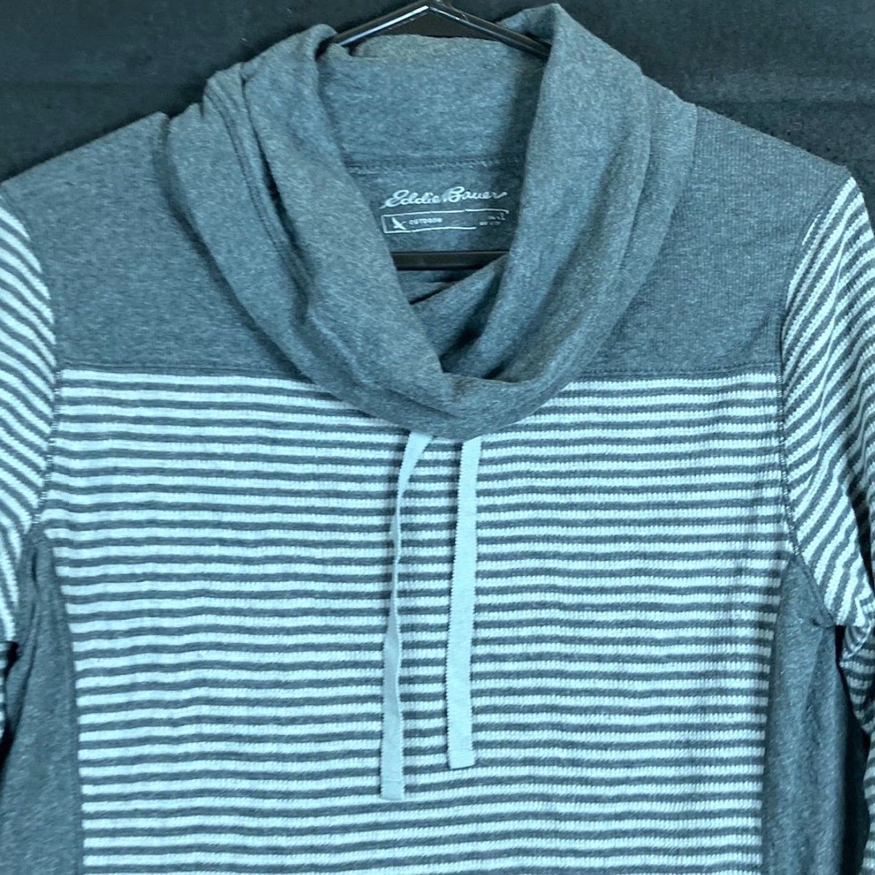 Eddie Bauer VINTAGE Eddie Bauer Womens Sweatshirt Gray White Striped Outdoor Cowl Neck Thermal L Size L / US 10 / IT 46 - 2 Thumbnail
