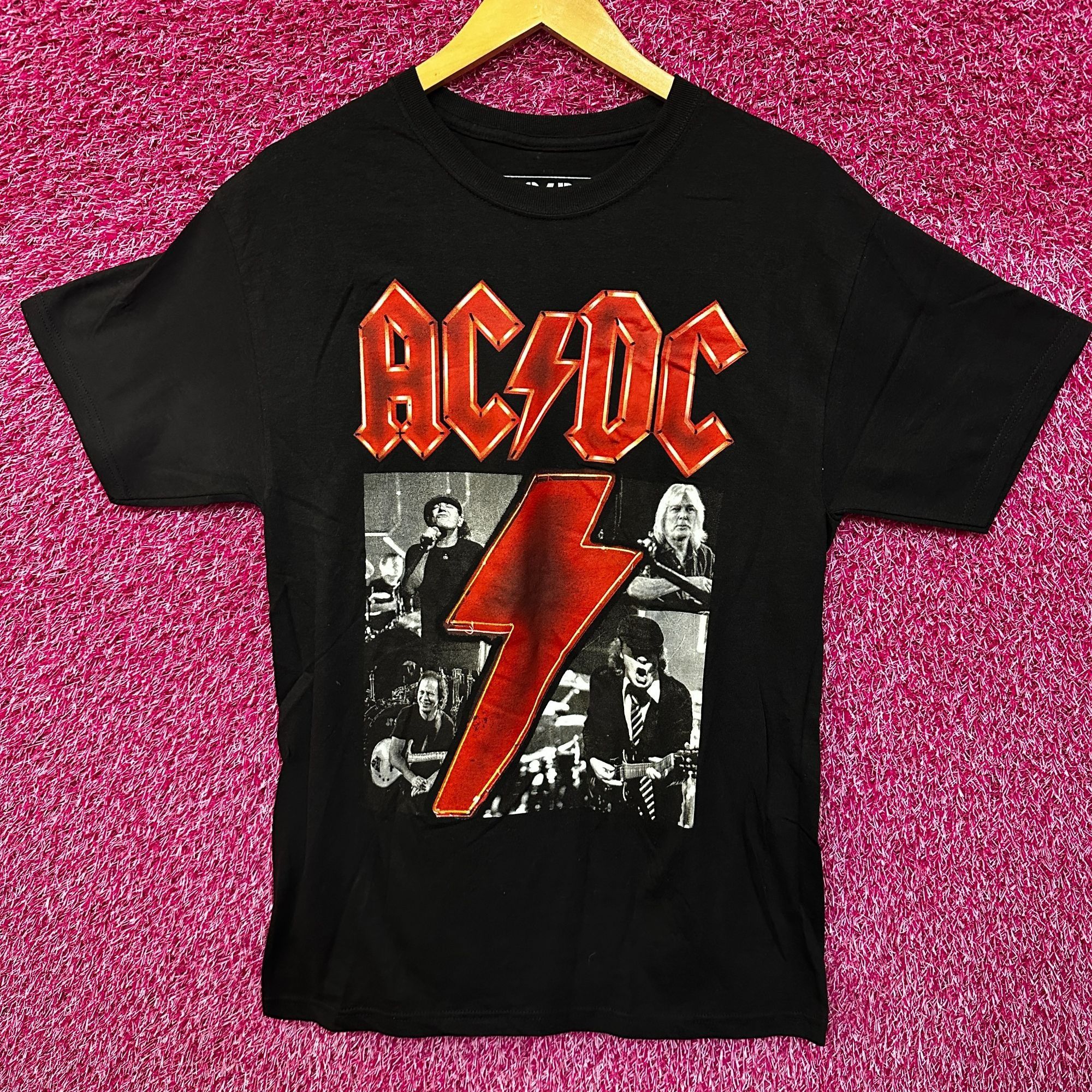 AC/DC AC/DC Retro Rock Tshirt size Medium Size US M / EU 48-50 / 2 - 1 Thumbnail