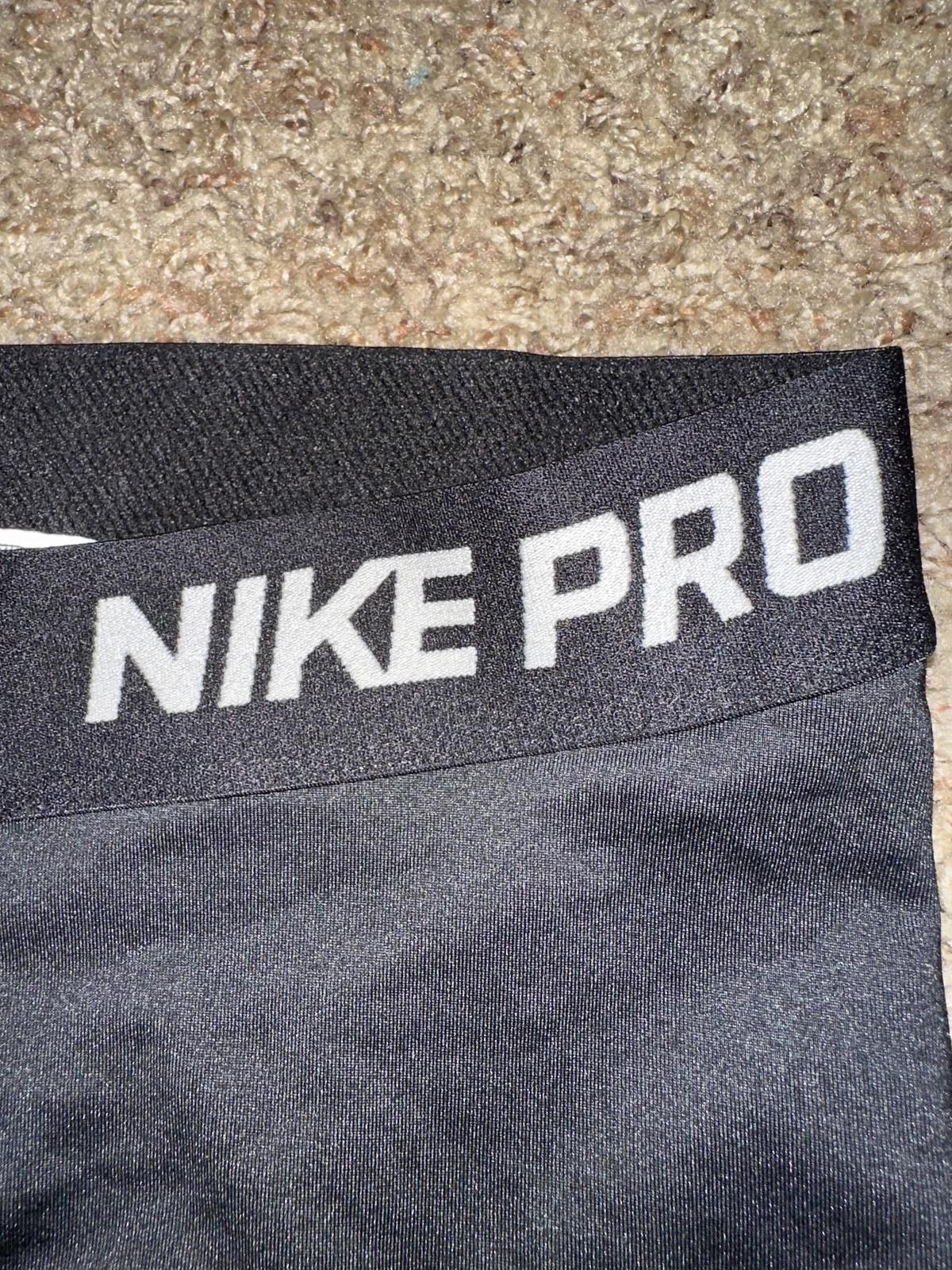Nike Nike Women’s Pro 3” Training Compression Black Shorts Size 28" / US 6 / IT 42 - 3 Thumbnail