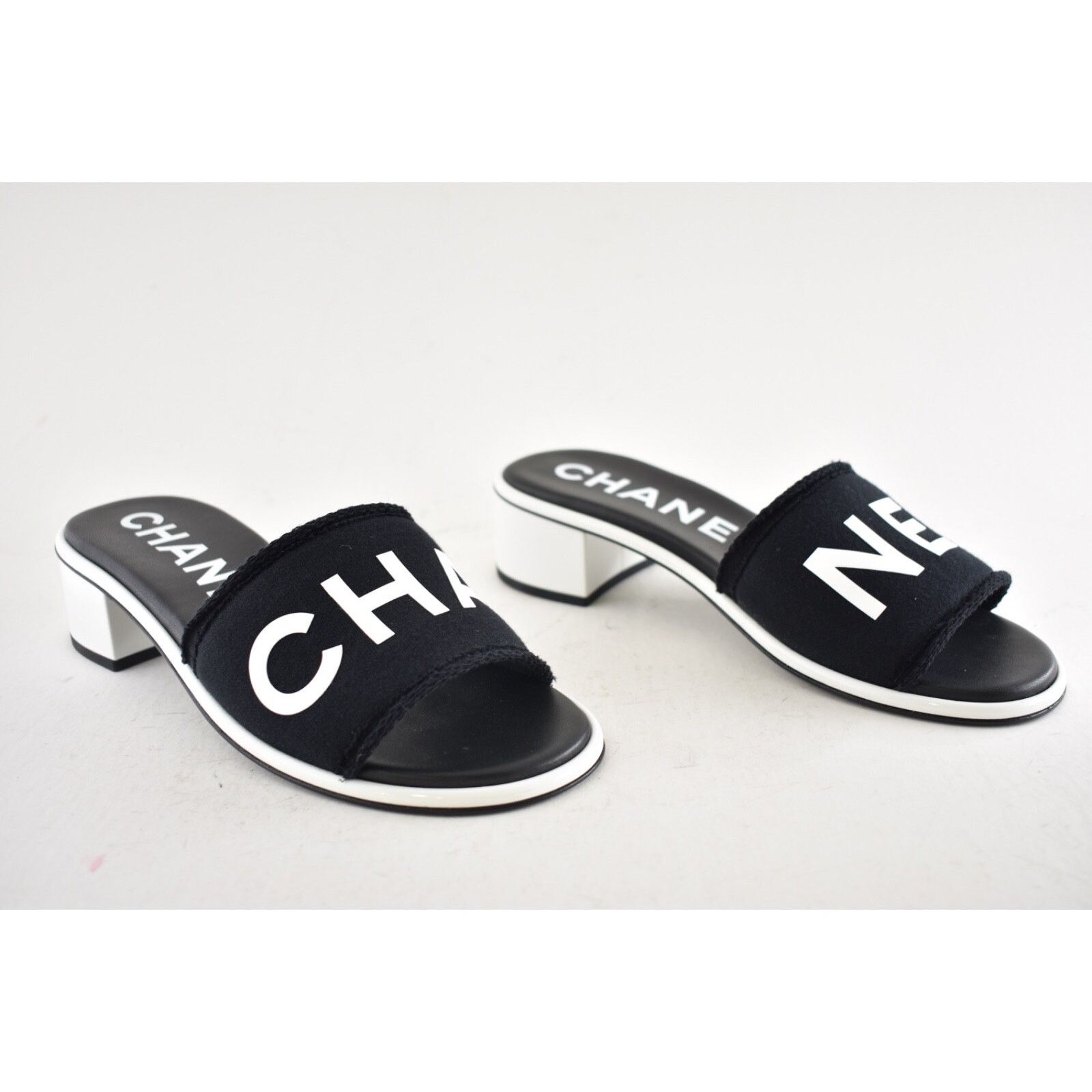 Chanel Chanel 24C Black White CHA NEL Letter Logo Mule Slide Size US 11.5 / IT 41.5 - 5 Thumbnail