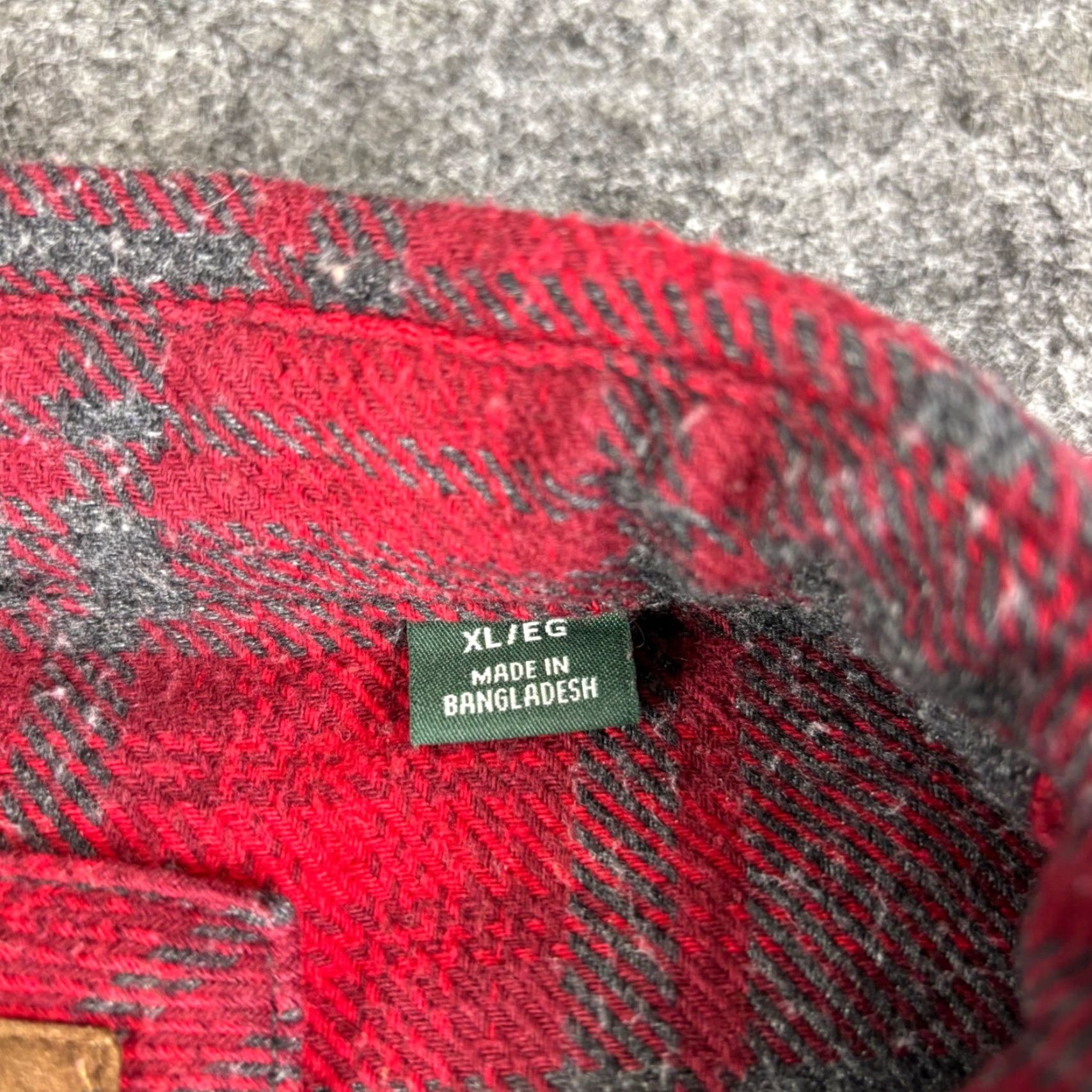 Orvis VINTAGE ORVIS Men's Red Gray Plaid Flannel Long Sleeve Button Up Shirt XL Vintage Size US XL / EU 56 / 4 - 5 Thumbnail
