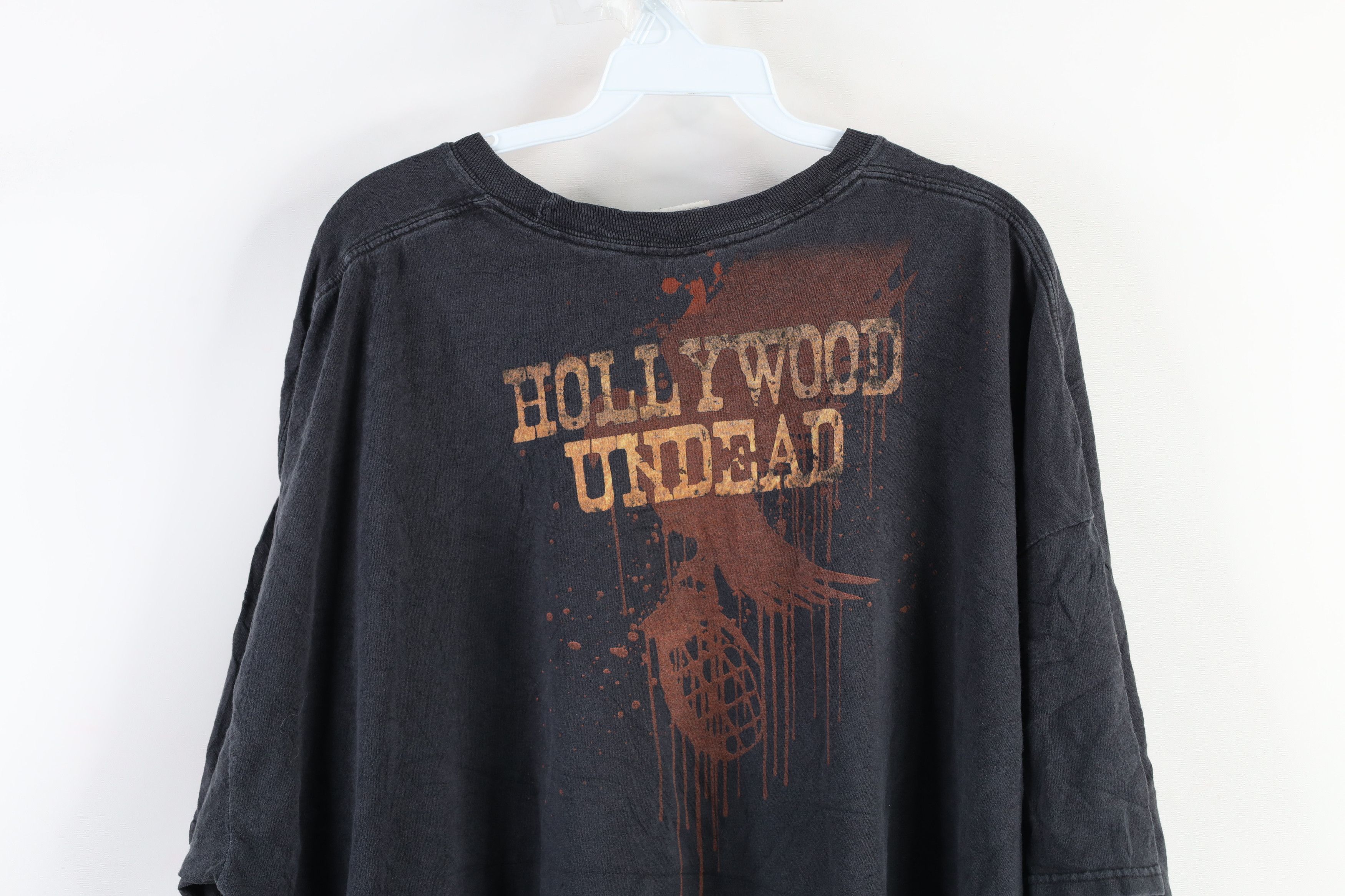 Vintage Vintage Y2K Dead or Alive Hollywood Undead Band T-Shirt Size US XXL / EU 58 / 5 - 9 Thumbnail
