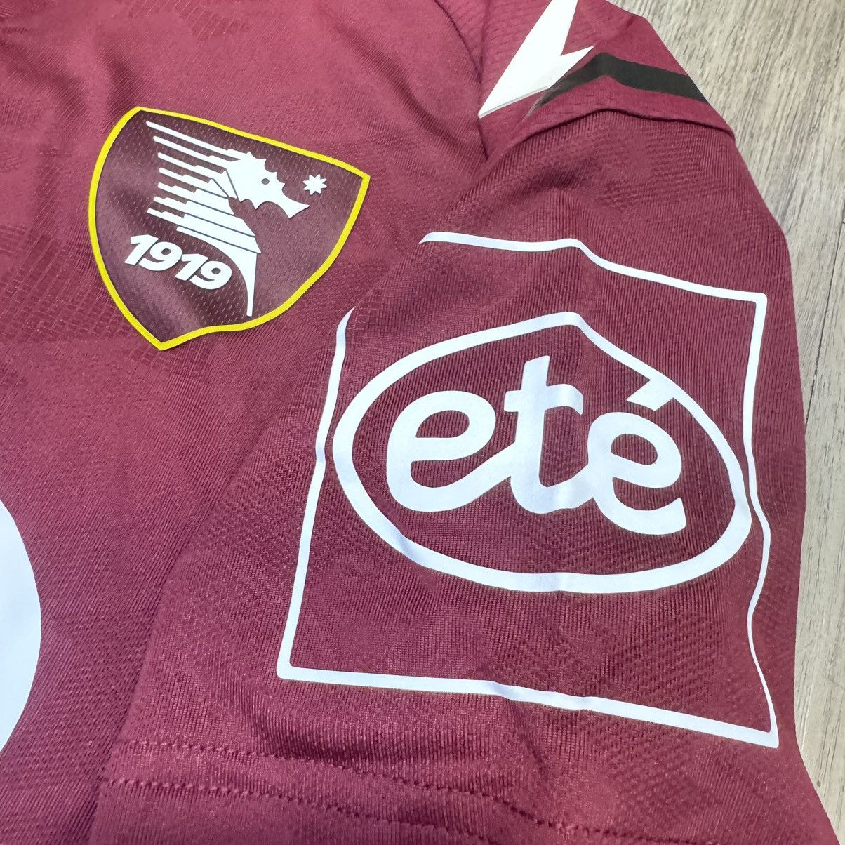 Sports Specialties Salernitana 21/22 home shirt #7 Ribery (bnwt) Size US M / EU 48-50 / 2 - 7 Thumbnail