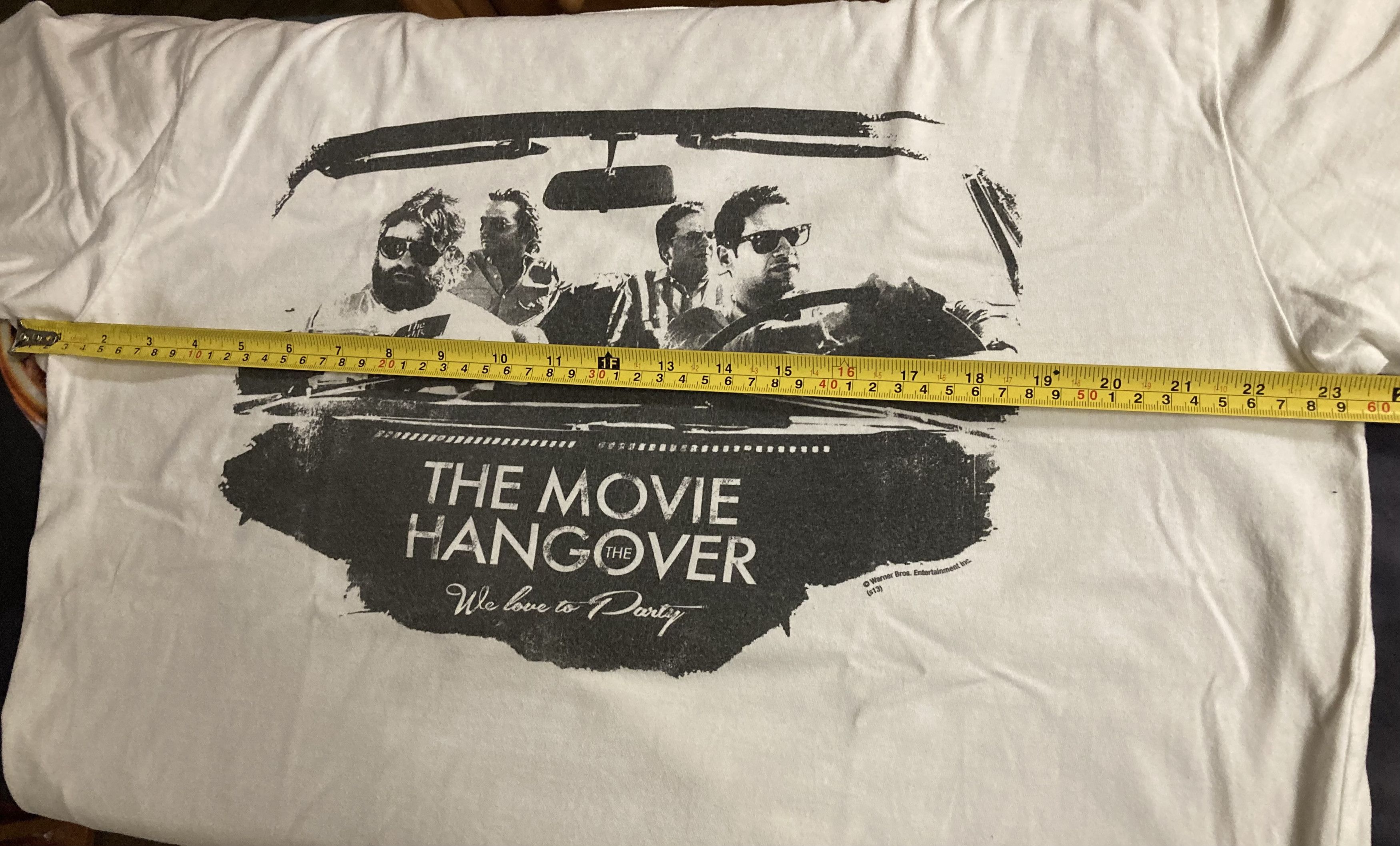 Warner Bros The Movie Hangover We Love to Party Y2K white tee Size US XXL / EU 58 / 5 - 7 Thumbnail
