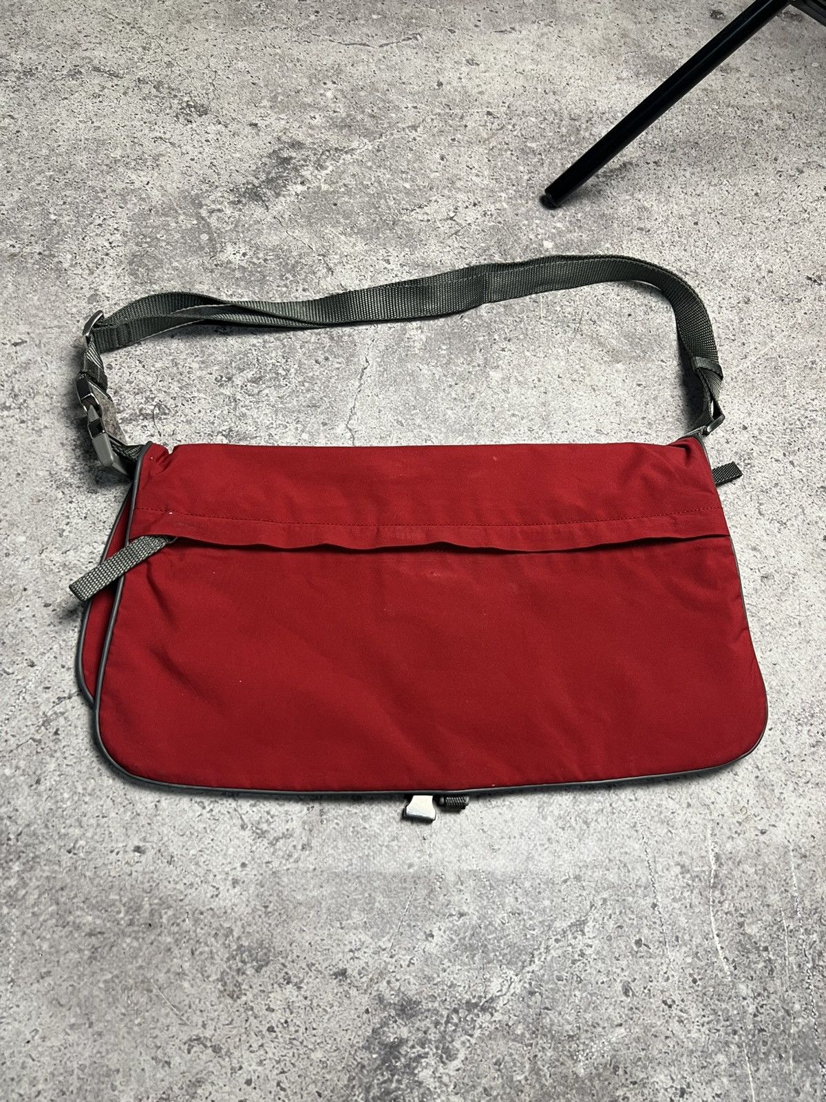 Prada Vintage Prada Nylon Red Tab Bag Size ONE SIZE - 11 Thumbnail