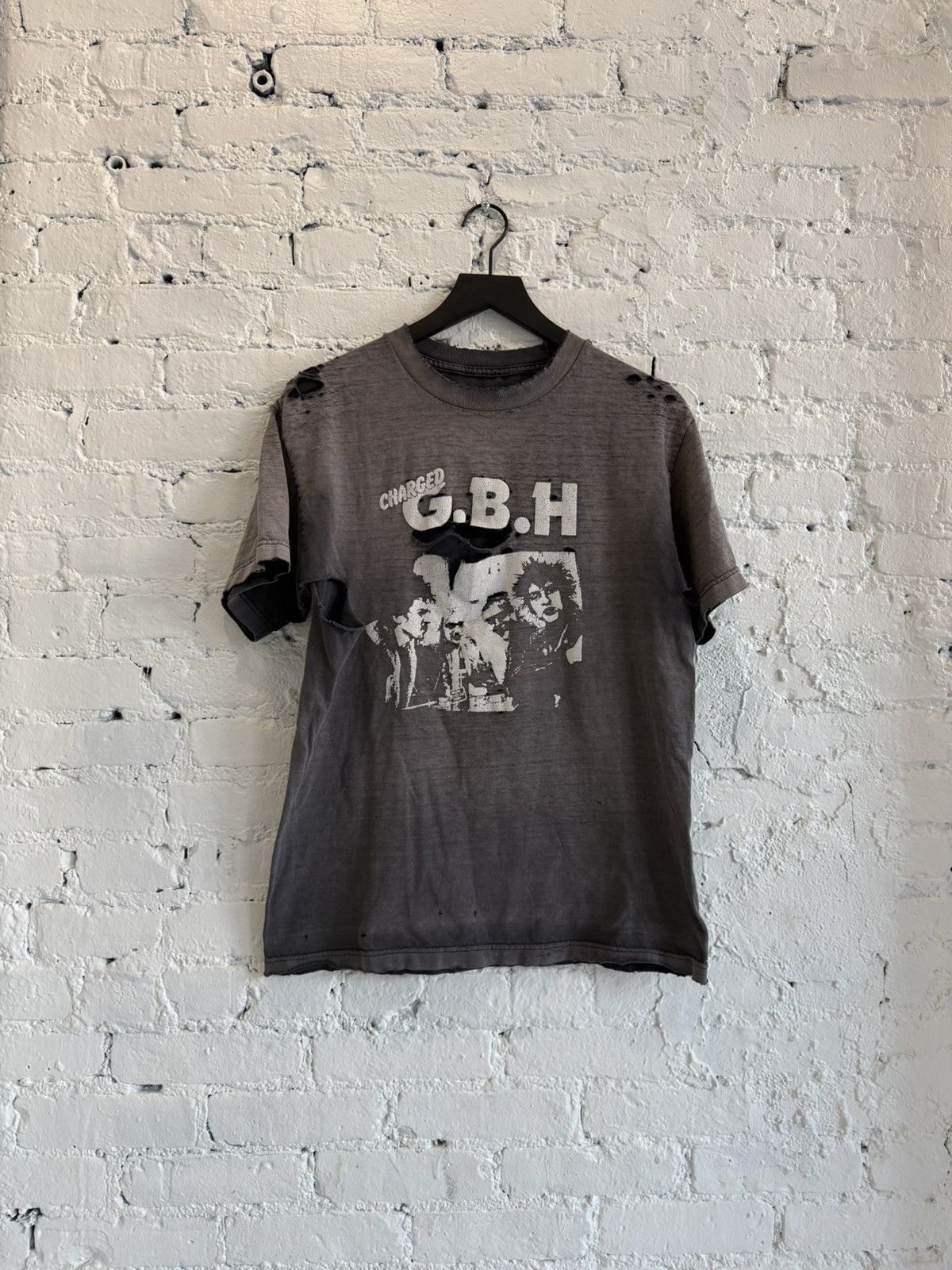 Vintage 1990s G.B.H THRASHED TEE Size US M / EU 48-50 / 2 - 1 Thumbnail
