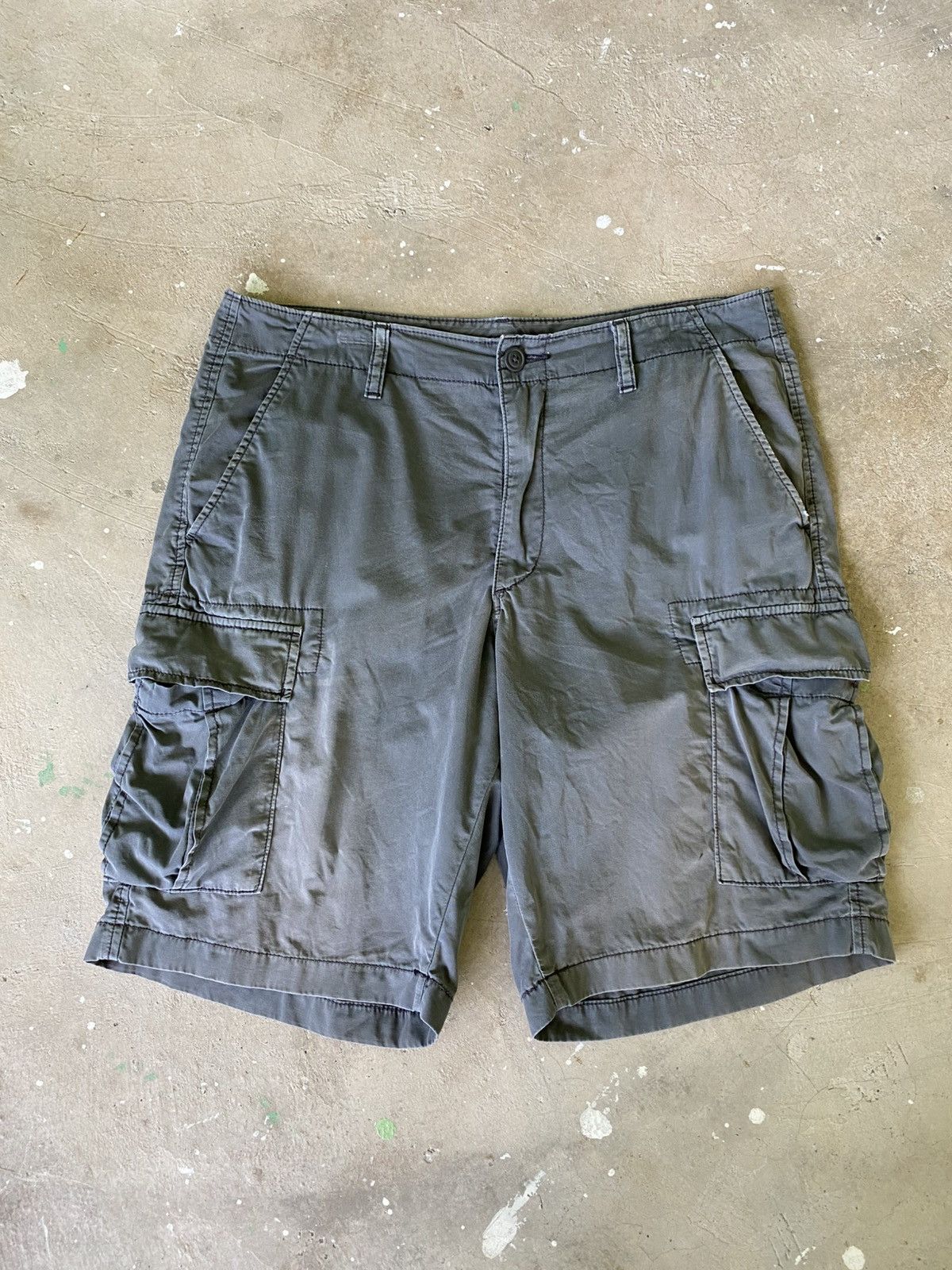 Jil Sander × Uniqlo Uniqlo Jill Sander Wide Fit Cargo Shorts | Grailed