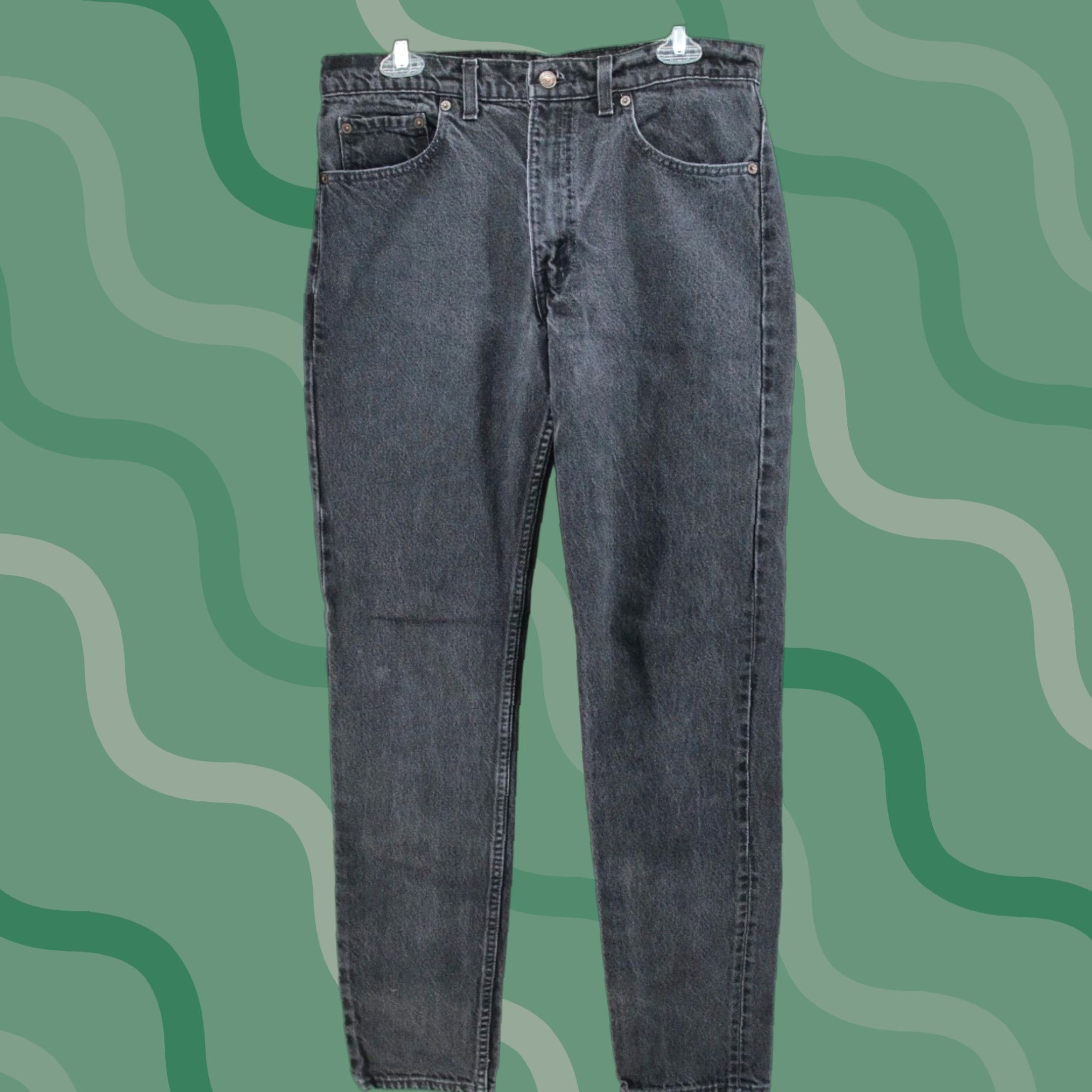 VINTAGE Levi's 512 Slim Fit Jeans Women’s Size 34x34 Made in USA Black 90s Taper Leg 5-Pocket Design Mens?