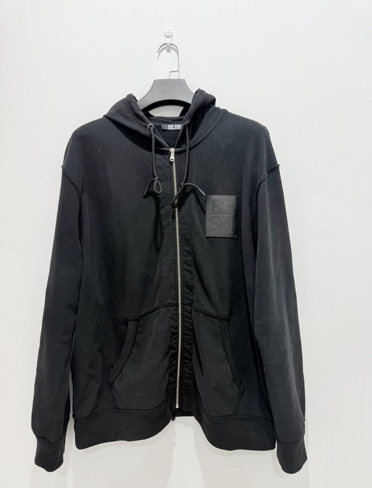 トップス 00s RAF by RAF SIMONS asymmetry hoodie Raf Simons × Raf by Raf Simons RAF by Raf Simons Asymmetrical Zip