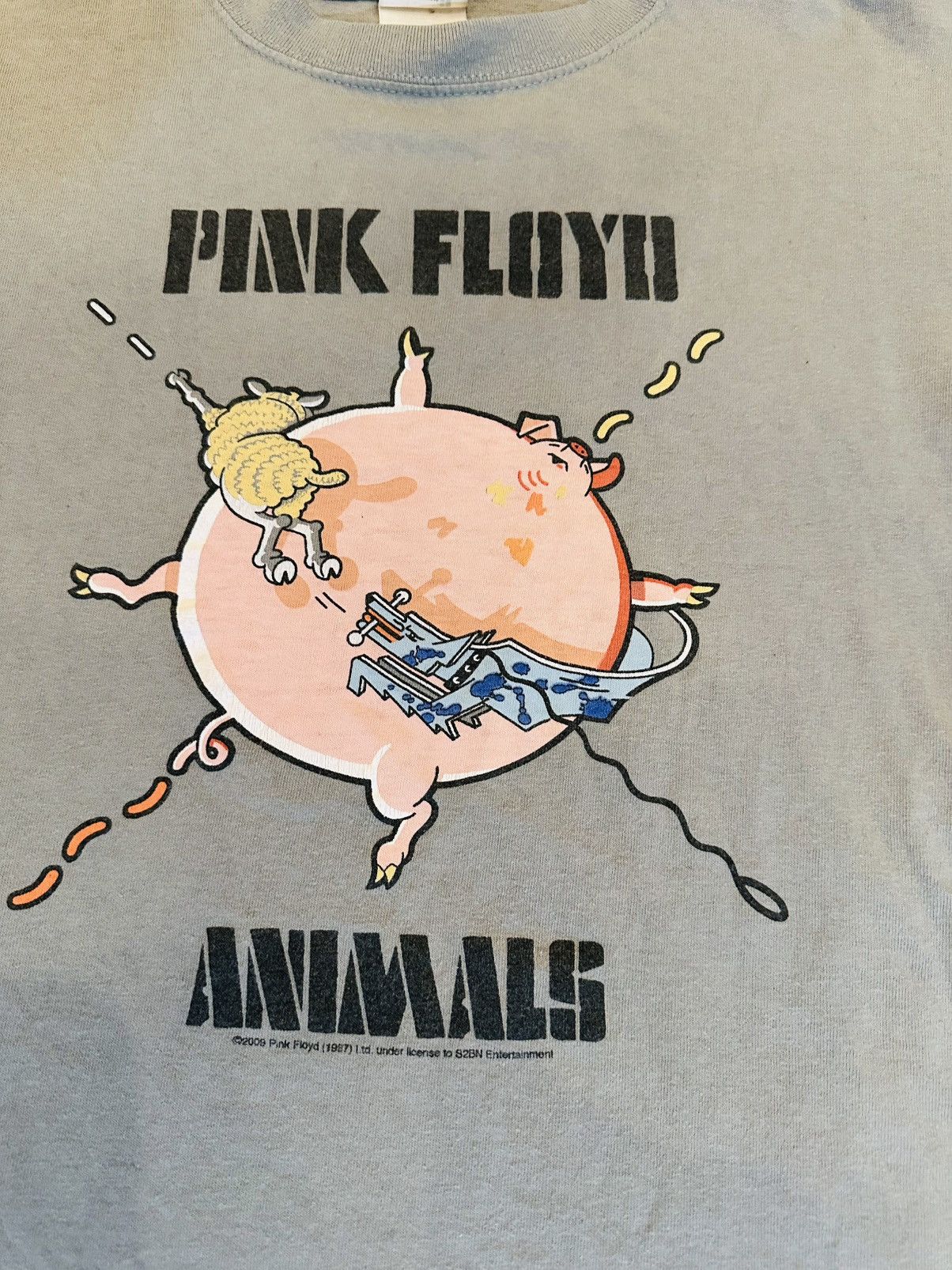 Anvil 2009 Pink Floyd Animals Men’s T-Shirt Red Anvil Tag-Small Size US S / EU 44-46 / 1 - 2 Thumbnail