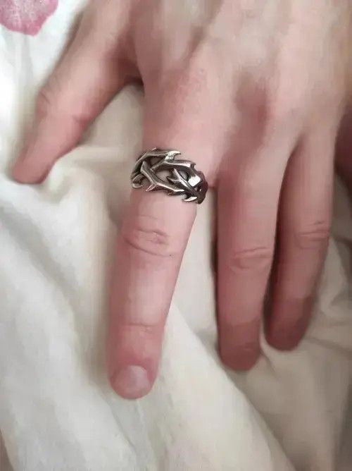 Jewelry Hollow Thorn Crown Ring Size ONE SIZE - 3 Thumbnail