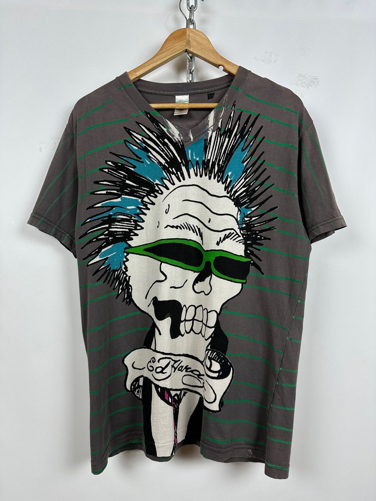 Christian Audigier Vintage Ed Hardy by Christian Audigier V-Neck Skull T-Shirt Size US L / EU 52-54 / 3 - 1 Thumbnail