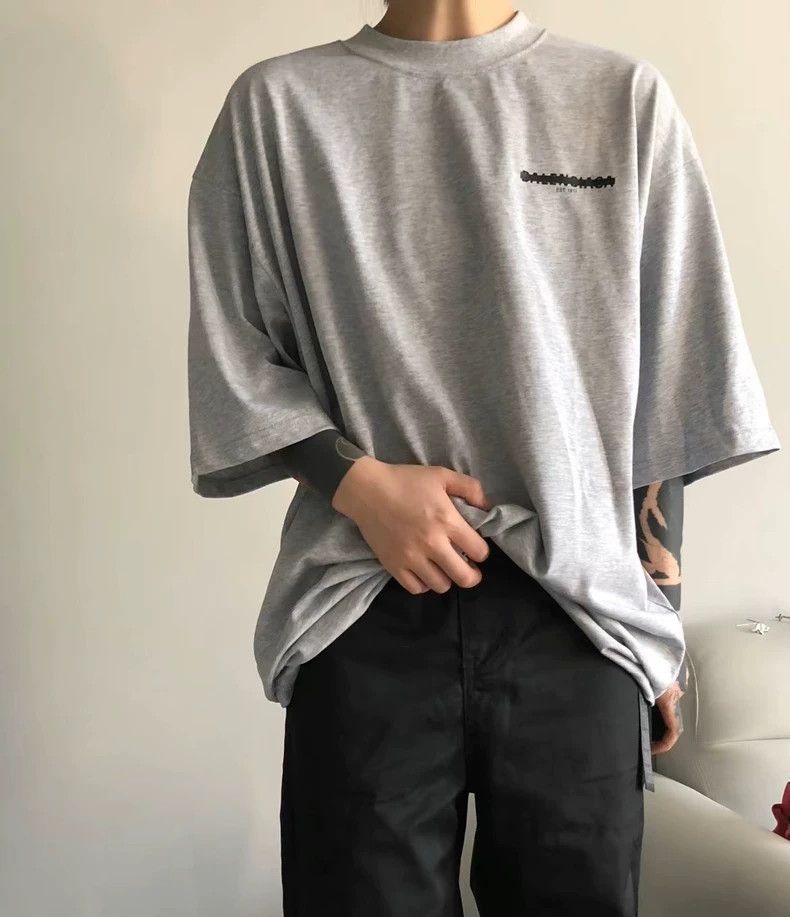 Balenciaga Balenciaga FW22 letter logo printed short sleeves, deleted Size US L / EU 52-54 / 3 - 6 Thumbnail