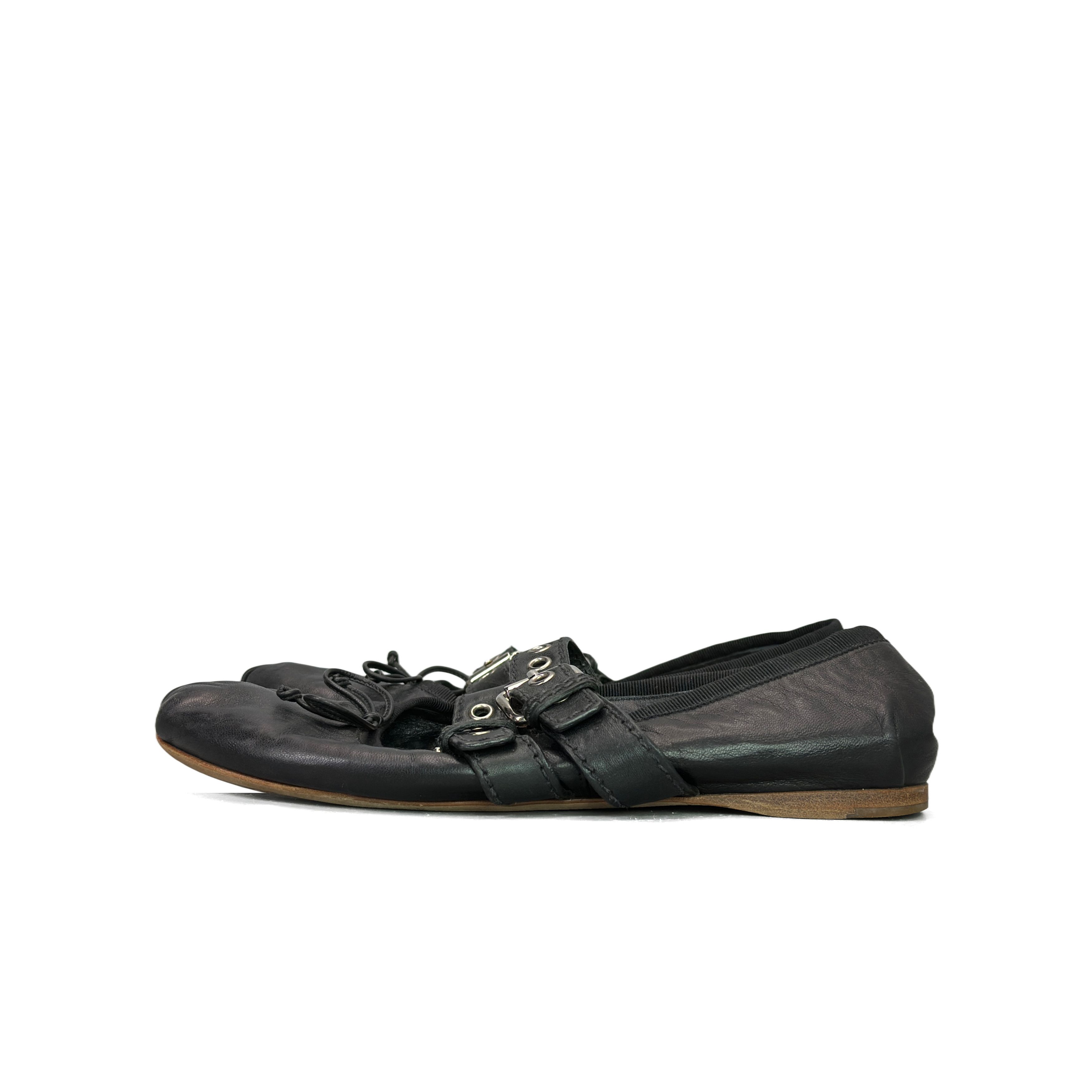 Miu Miu Miu Miu Buckle Leather Flats Size 36.5 Size US 6.5 / IT 36.5 - 1 Thumbnail